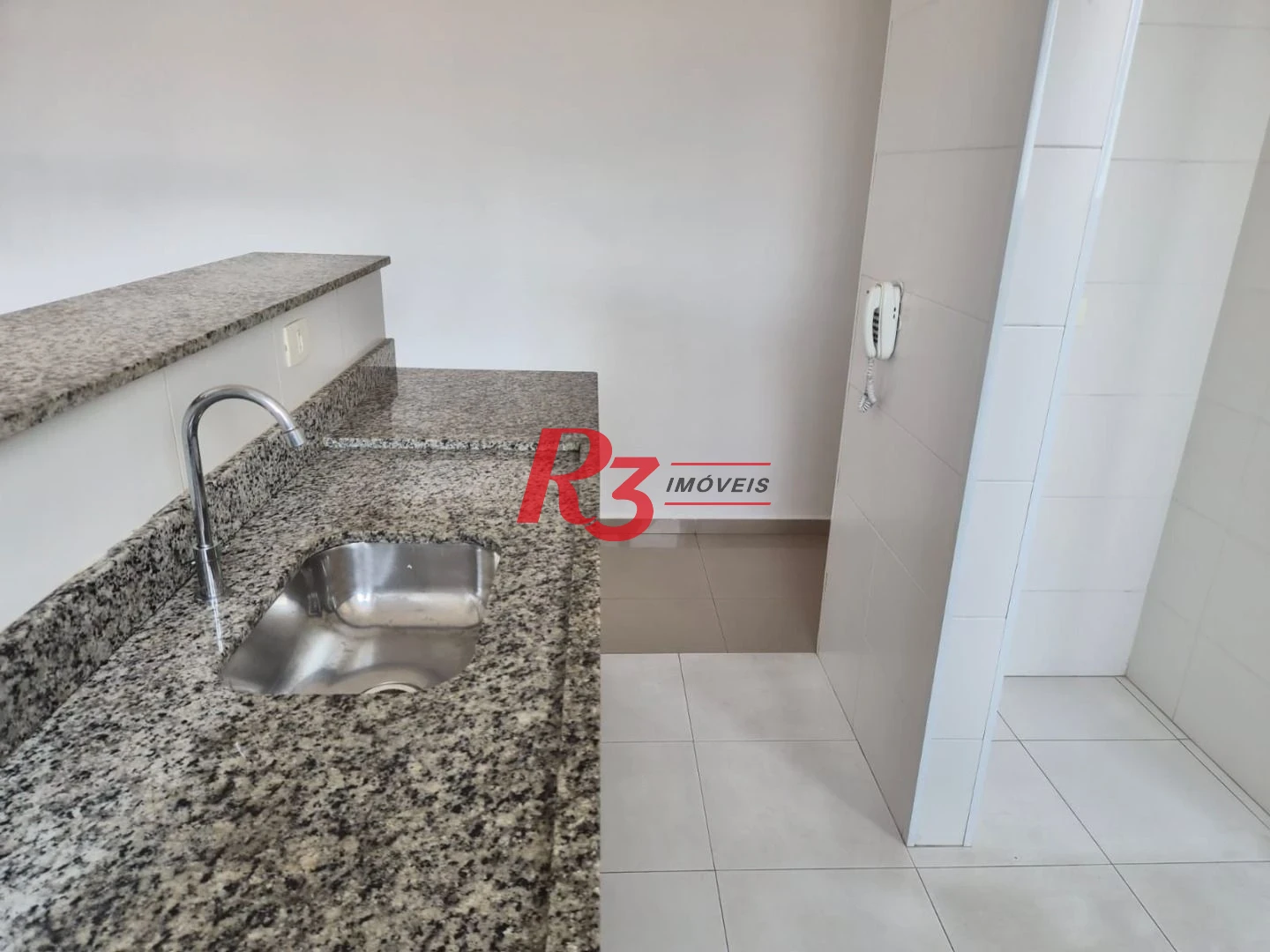 Apartamento à venda, 65 m² por R$ 650.000,00 - Encruzilhada - Santos/SP
