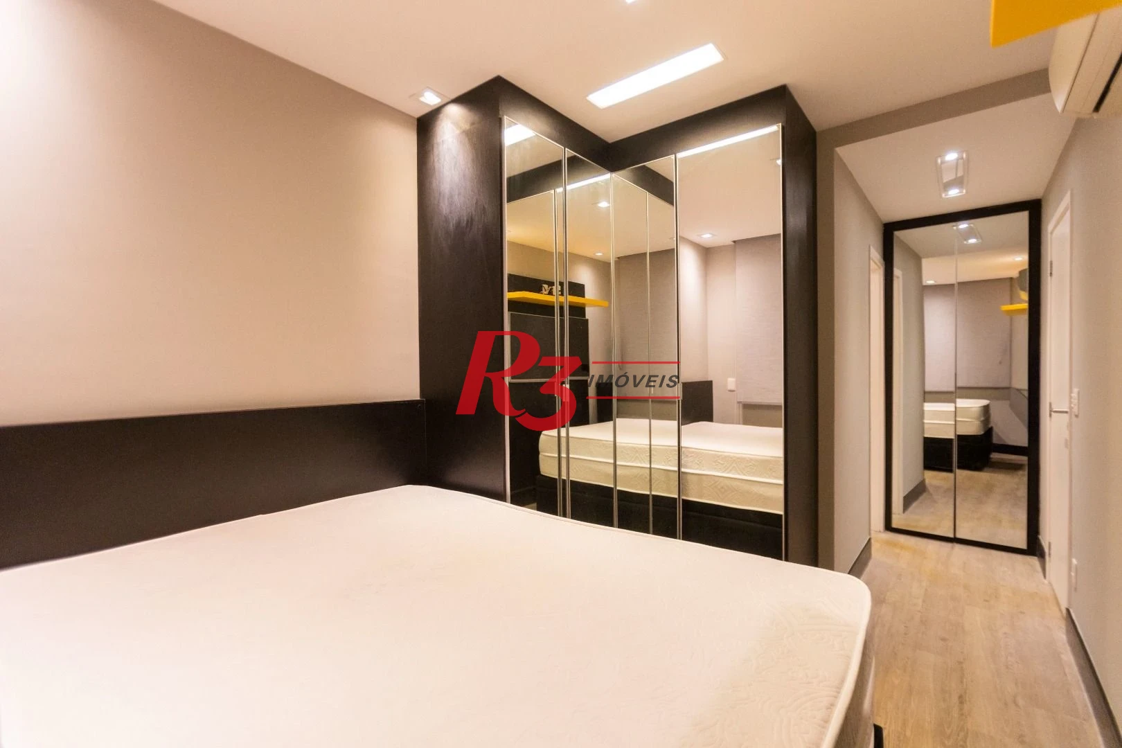 Apartamento para alugar, 48 m² por R$ 5.000,00/mês - Ponta da Praia - Santos/SP
