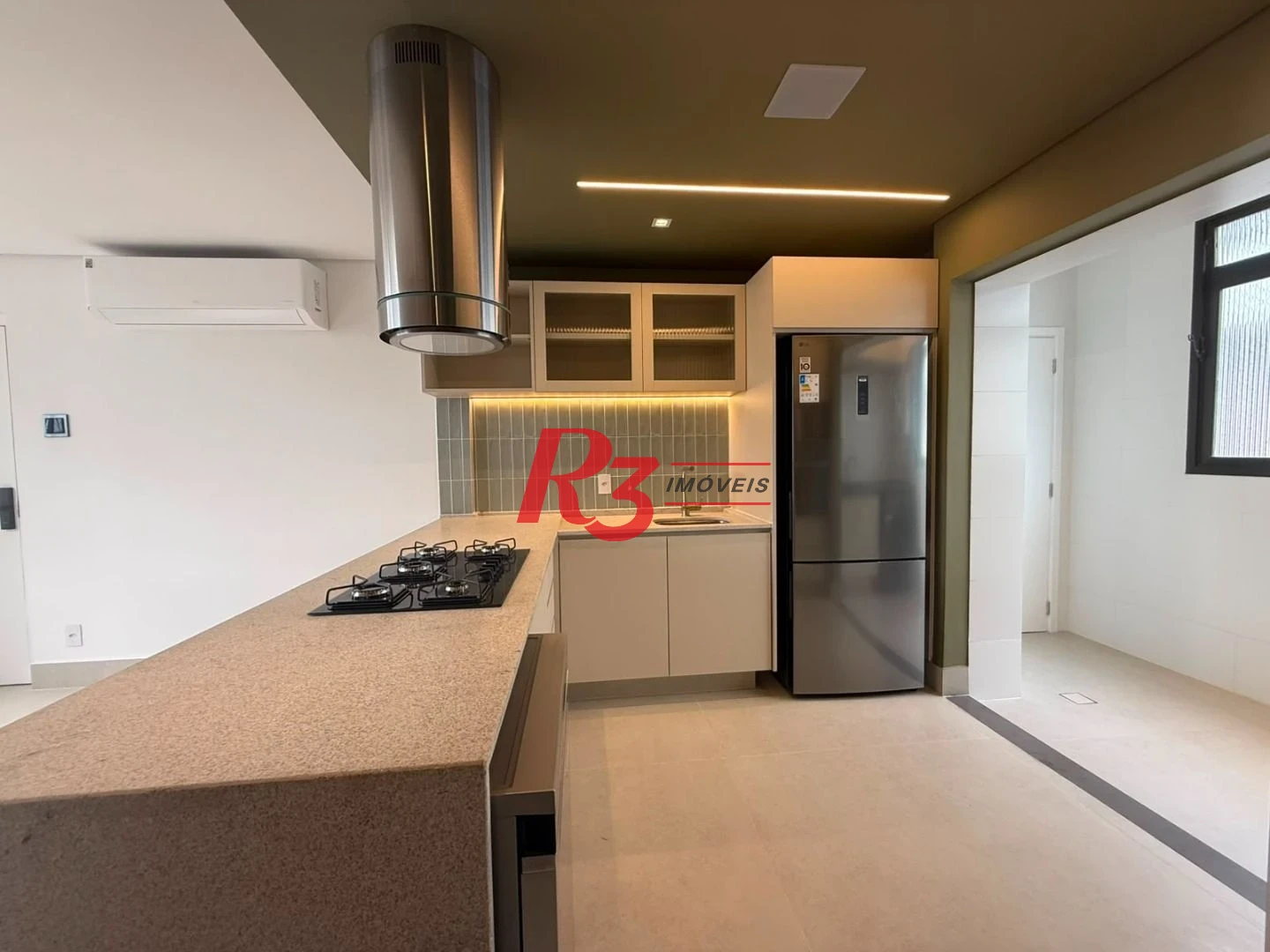 Apartamento com 3 dormitórios à venda, 93 m² por R$ 1.630.000,00 - Boqueirão - Santos/SP