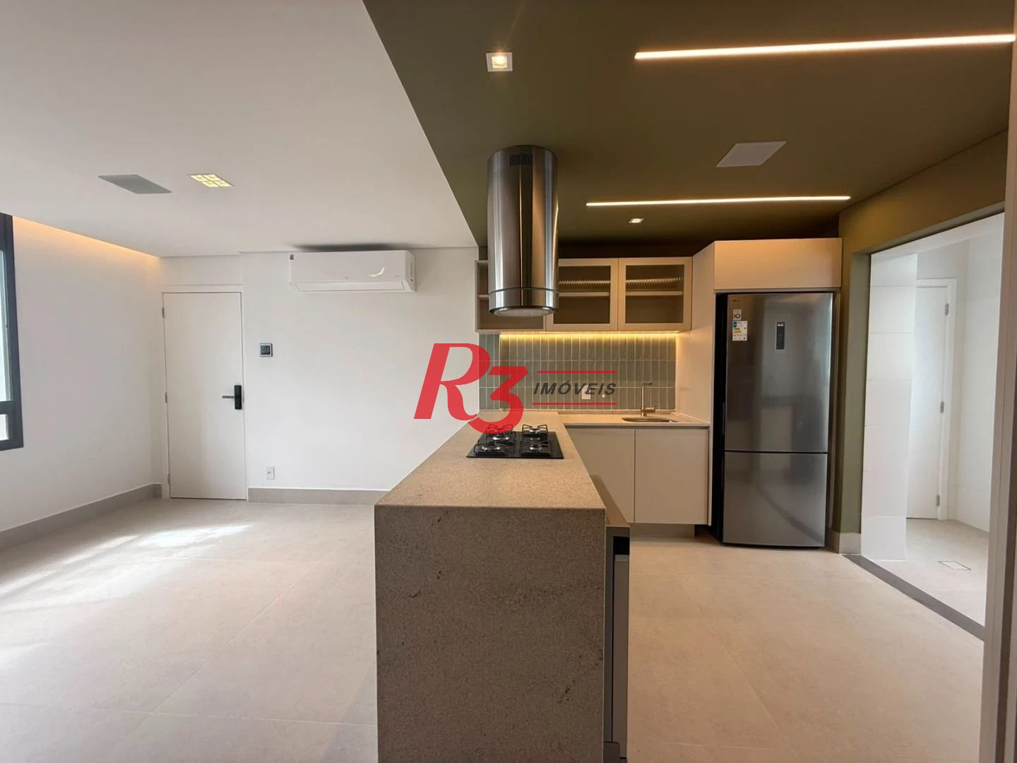 Apartamento com 3 dormitórios à venda, 93 m² por R$ 1.630.000,00 - Boqueirão - Santos/SP