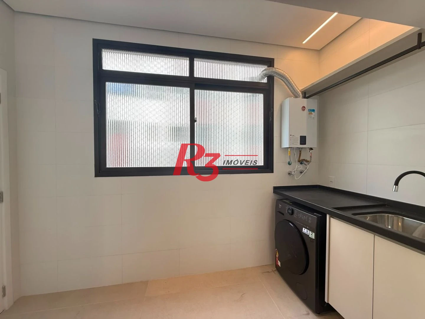 Apartamento com 3 dormitórios à venda, 93 m² por R$ 1.630.000,00 - Boqueirão - Santos/SP