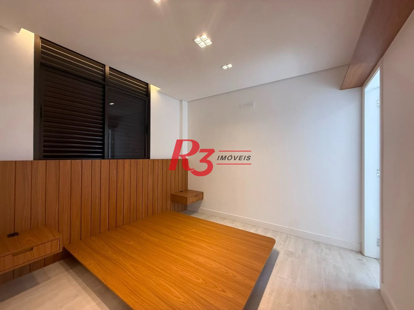 Apartamento com 3 dormitórios à venda, 93 m² por R$ 1.630.000,00 - Boqueirão - Santos/SP