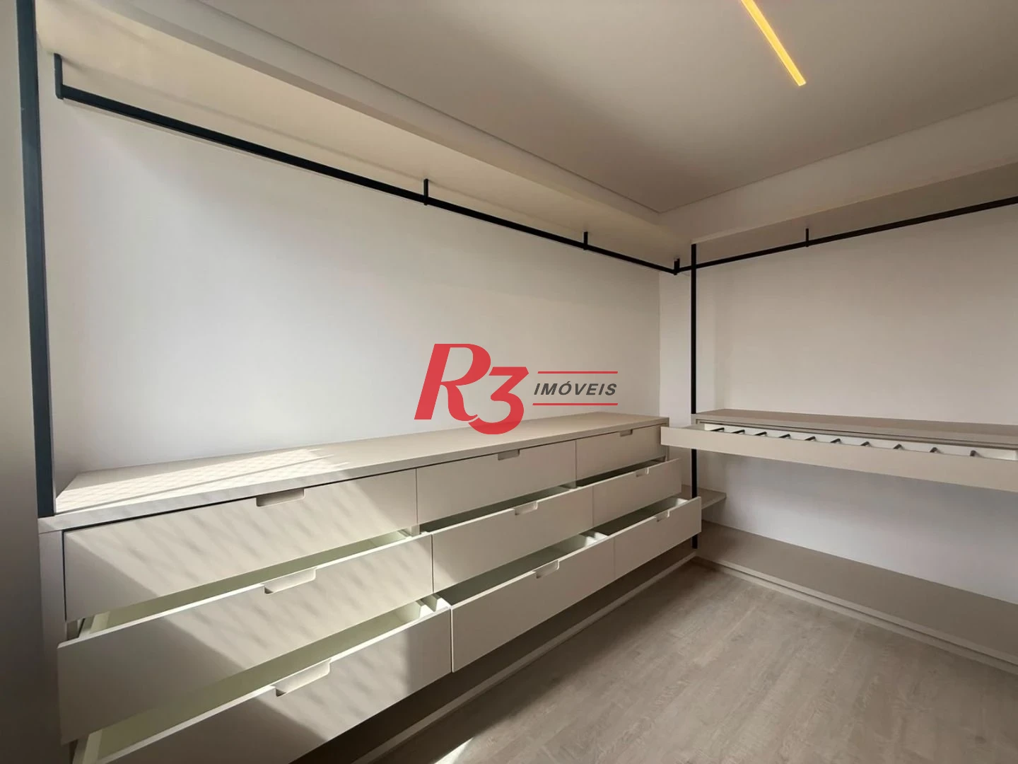 Apartamento com 3 dormitórios à venda, 93 m² por R$ 1.630.000,00 - Boqueirão - Santos/SP