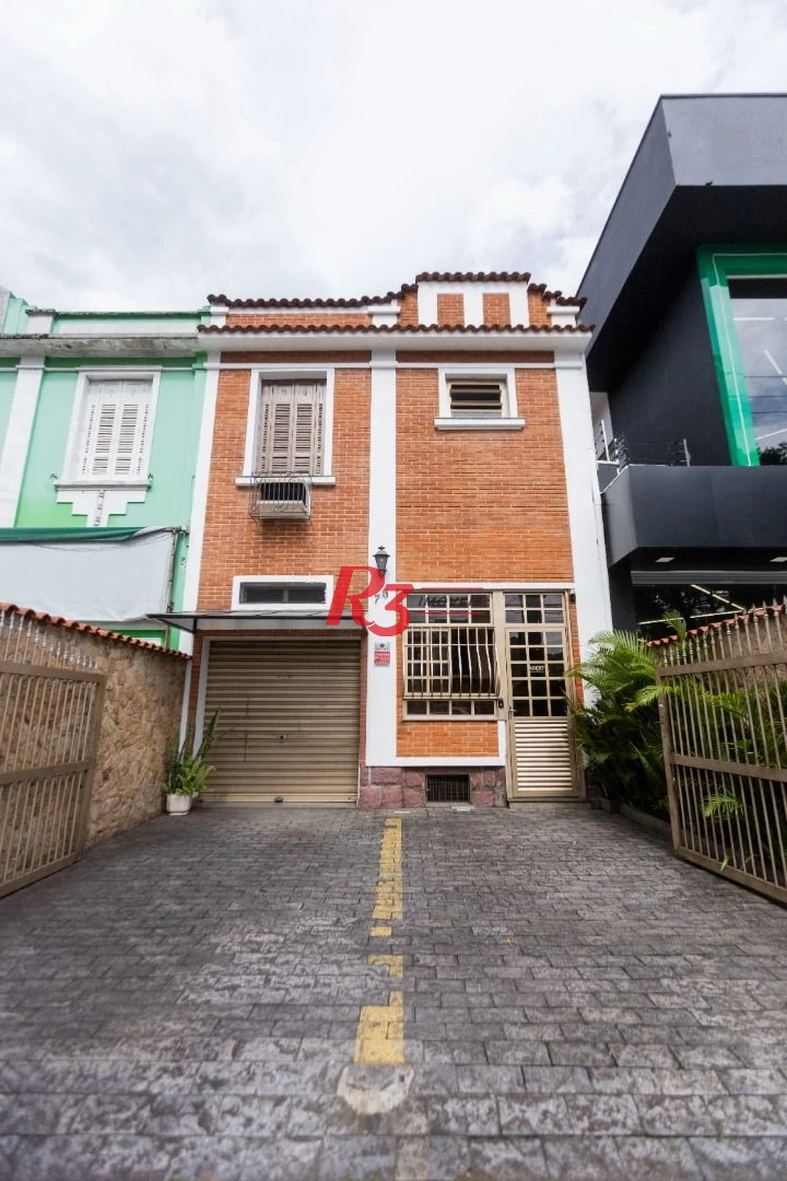 Sobrado com 4 dormitórios, 227 m² - venda por R$ 2.000.000,00 ou aluguel por R$ 9.605,06/mês - Vila Belmiro - Santos/SP