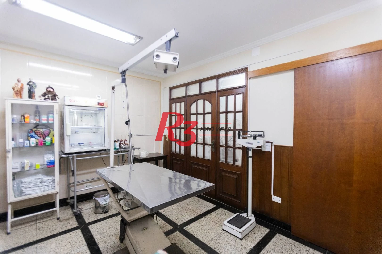 Sobrado com 4 dormitórios, 227 m² - venda por R$ 2.000.000,00 ou aluguel por R$ 9.605,06/mês - Vila Belmiro - Santos/SP