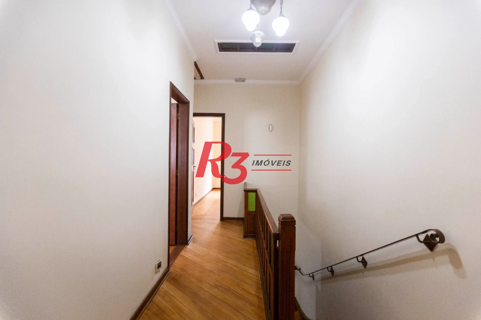 Sobrado com 4 dormitórios, 227 m² - venda por R$ 2.000.000,00 ou aluguel por R$ 9.605,06/mês - Vila Belmiro - Santos/SP