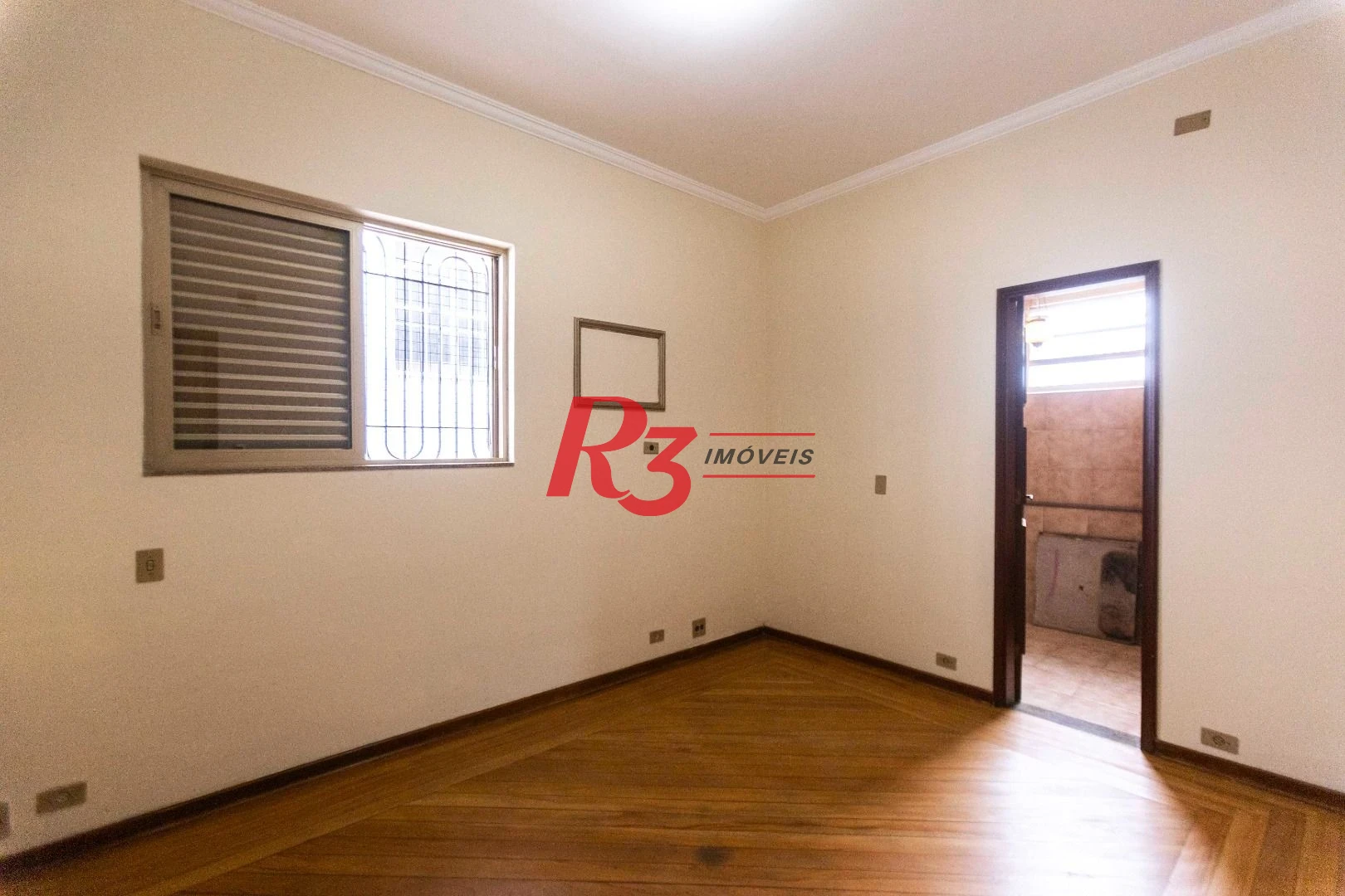 Sobrado com 4 dormitórios, 227 m² - venda por R$ 2.000.000,00 ou aluguel por R$ 9.605,06/mês - Vila Belmiro - Santos/SP