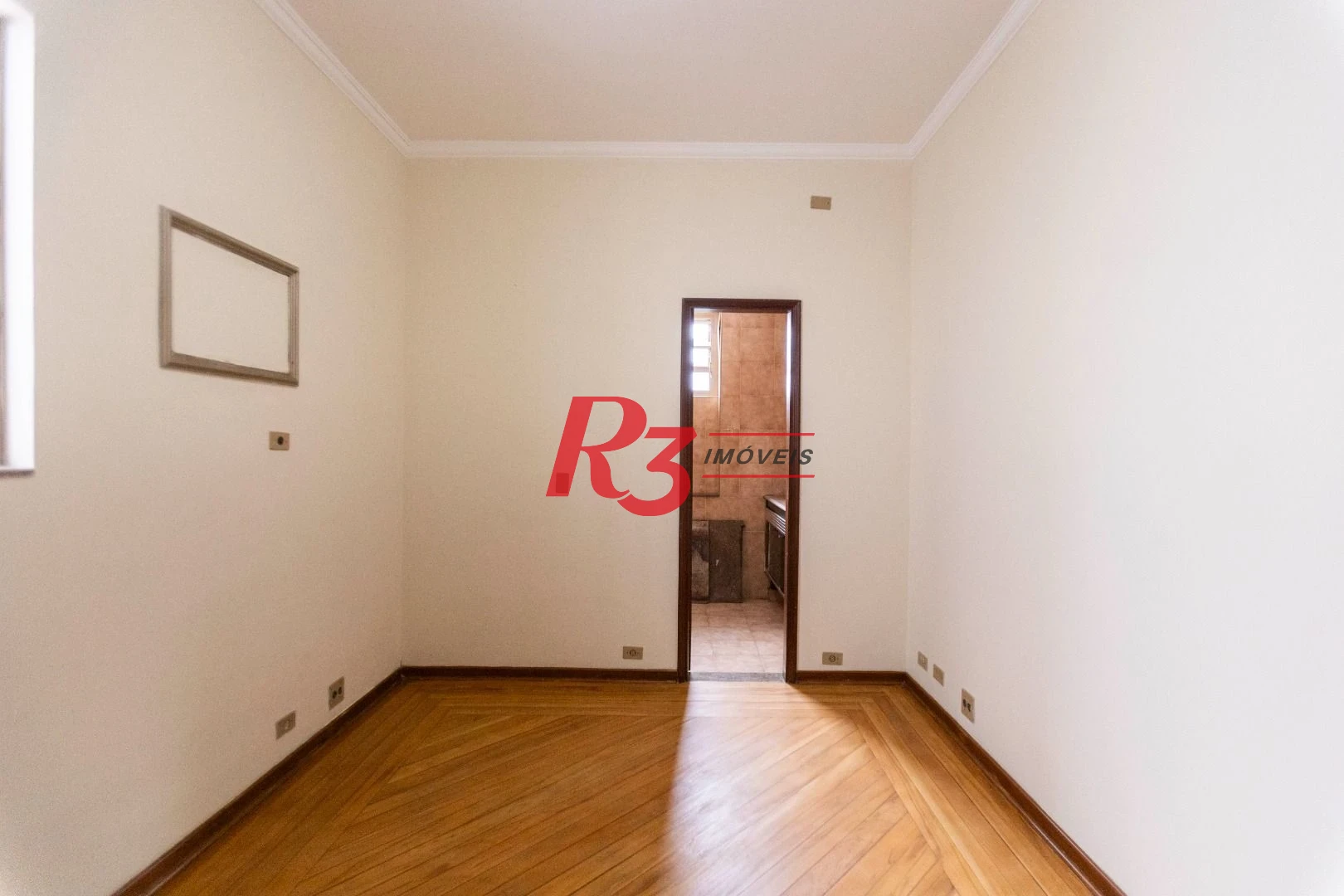 Sobrado com 4 dormitórios, 227 m² - venda por R$ 2.000.000,00 ou aluguel por R$ 9.605,06/mês - Vila Belmiro - Santos/SP