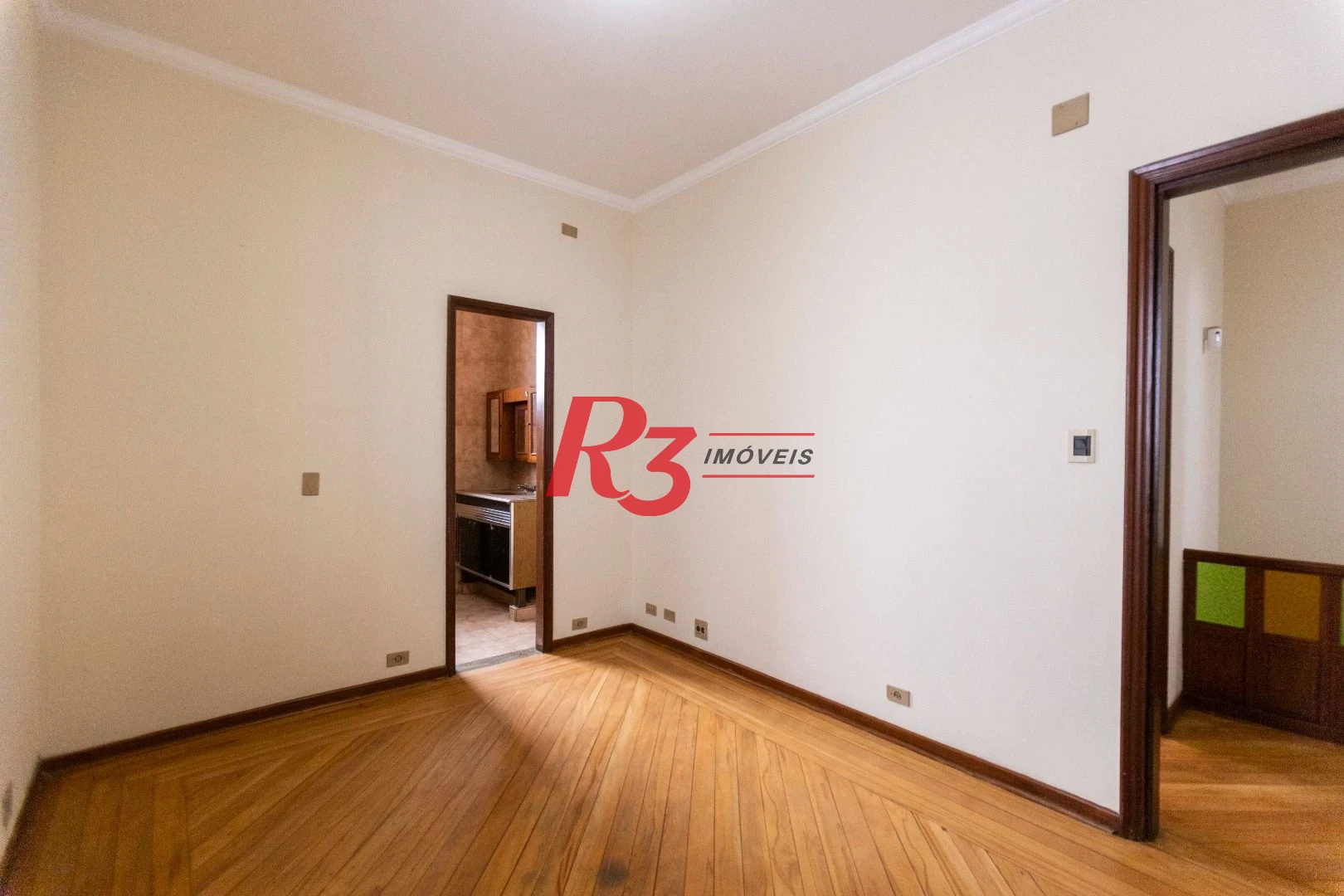 Sobrado com 4 dormitórios, 227 m² - venda por R$ 2.000.000,00 ou aluguel por R$ 9.605,06/mês - Vila Belmiro - Santos/SP