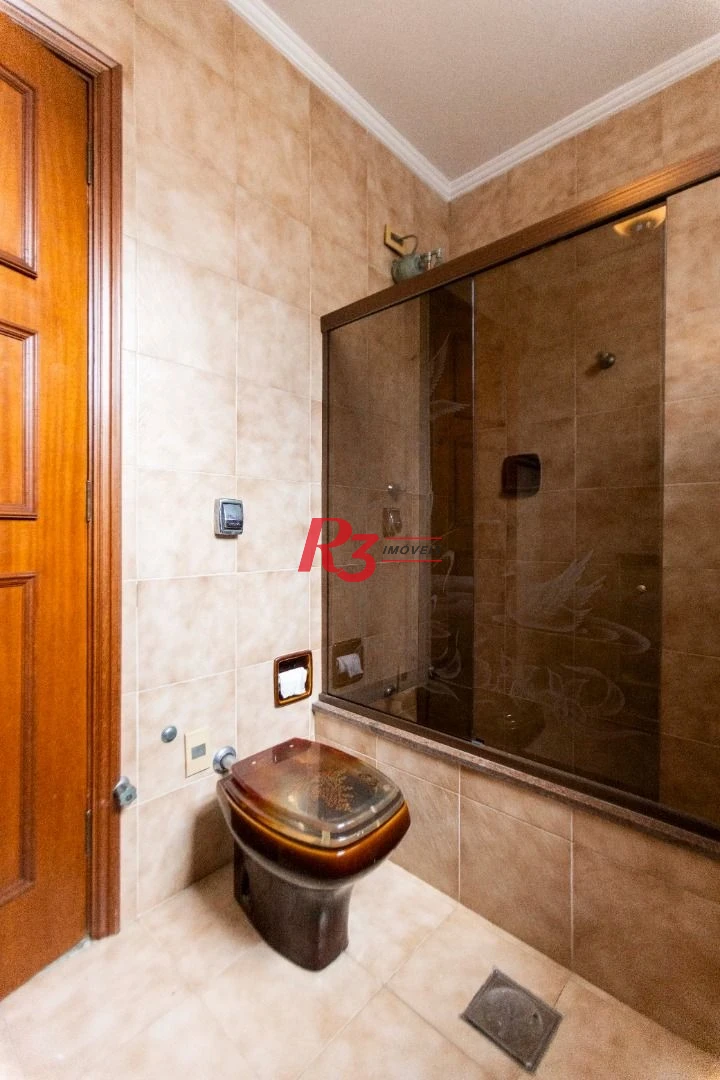 Sobrado com 4 dormitórios, 227 m² - venda por R$ 2.000.000,00 ou aluguel por R$ 9.605,06/mês - Vila Belmiro - Santos/SP