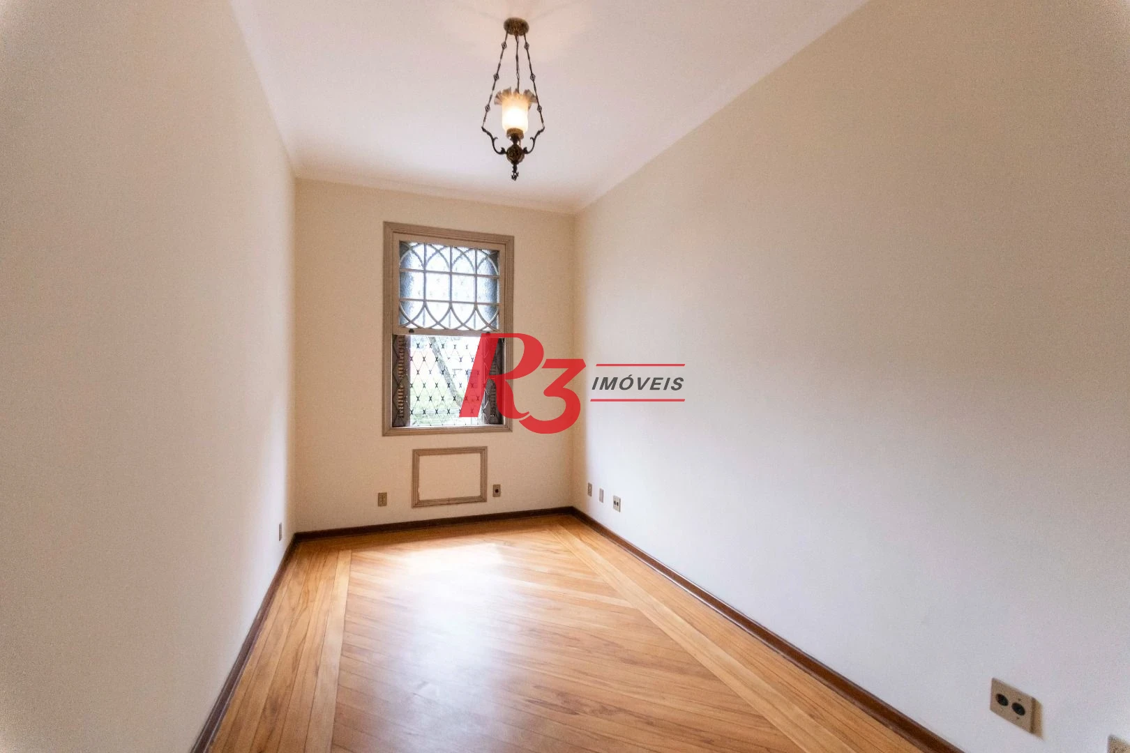 Sobrado com 4 dormitórios, 227 m² - venda por R$ 2.000.000,00 ou aluguel por R$ 9.605,06/mês - Vila Belmiro - Santos/SP