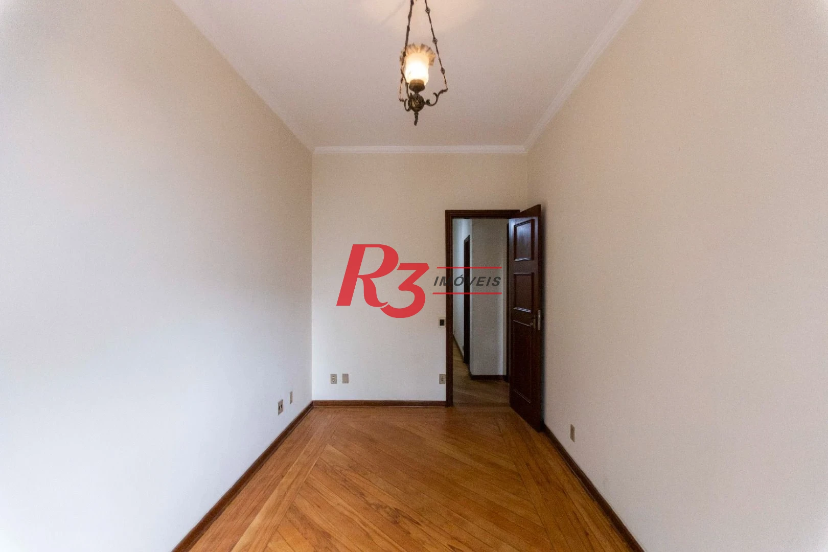 Sobrado com 4 dormitórios, 227 m² - venda por R$ 2.000.000,00 ou aluguel por R$ 9.605,06/mês - Vila Belmiro - Santos/SP