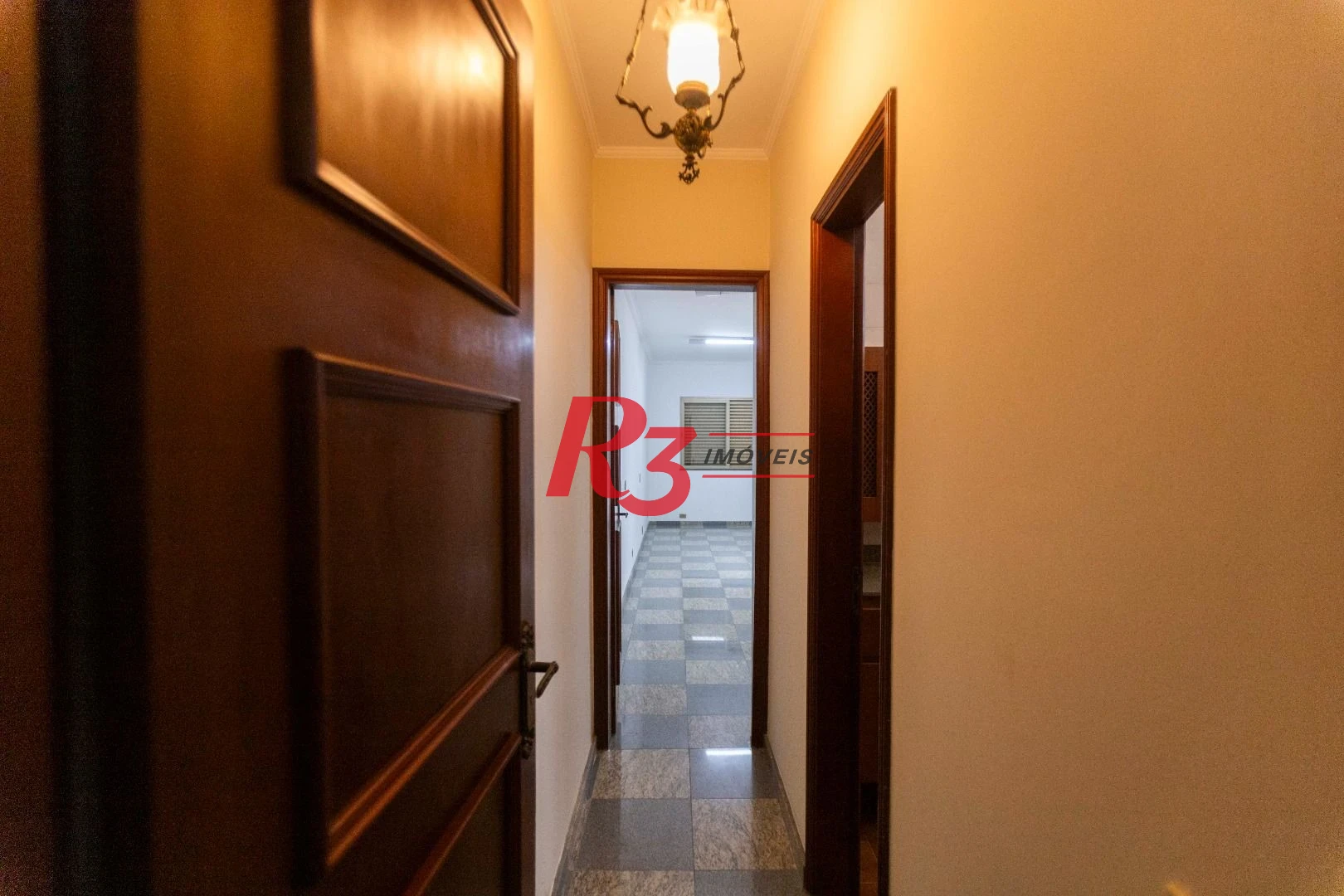 Sobrado com 4 dormitórios, 227 m² - venda por R$ 2.000.000,00 ou aluguel por R$ 9.605,06/mês - Vila Belmiro - Santos/SP