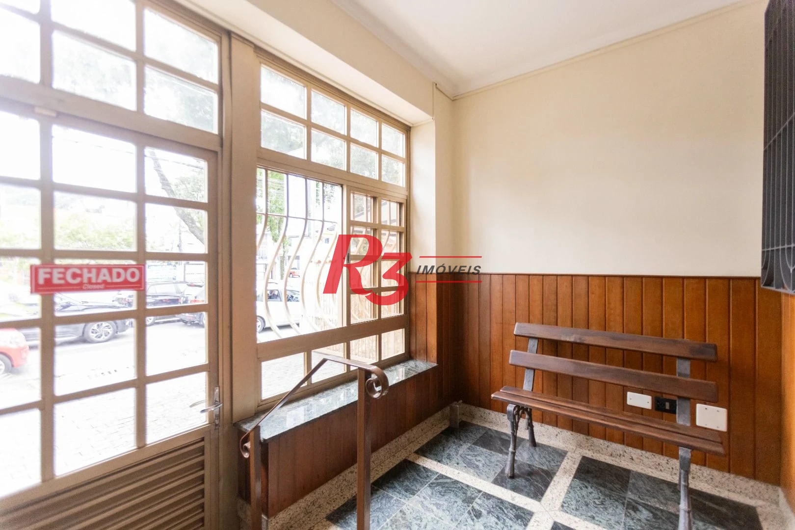 Sobrado com 4 dormitórios, 227 m² - venda por R$ 2.000.000,00 ou aluguel por R$ 9.605,06/mês - Vila Belmiro - Santos/SP