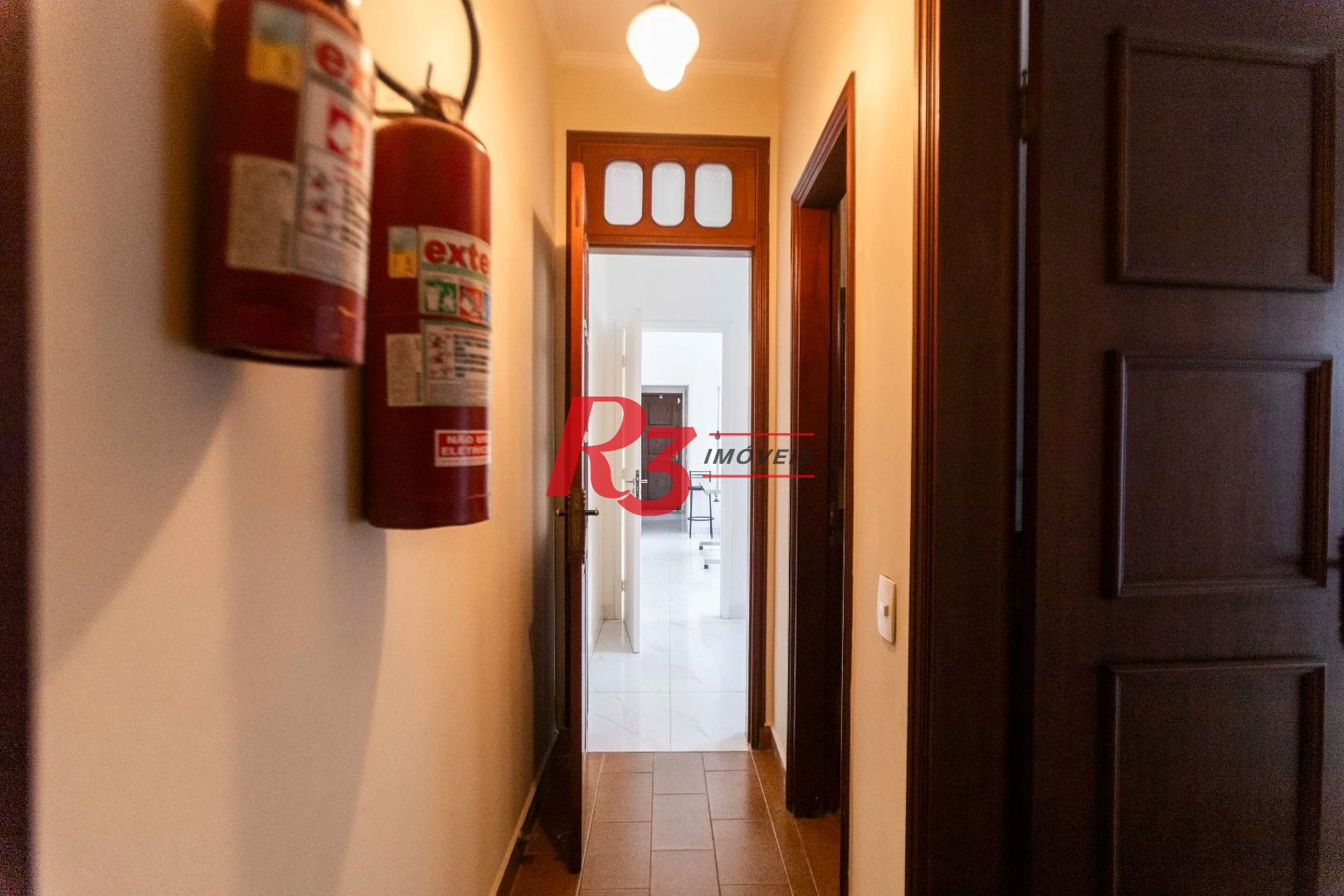 Sobrado com 4 dormitórios, 227 m² - venda por R$ 2.000.000,00 ou aluguel por R$ 9.605,06/mês - Vila Belmiro - Santos/SP