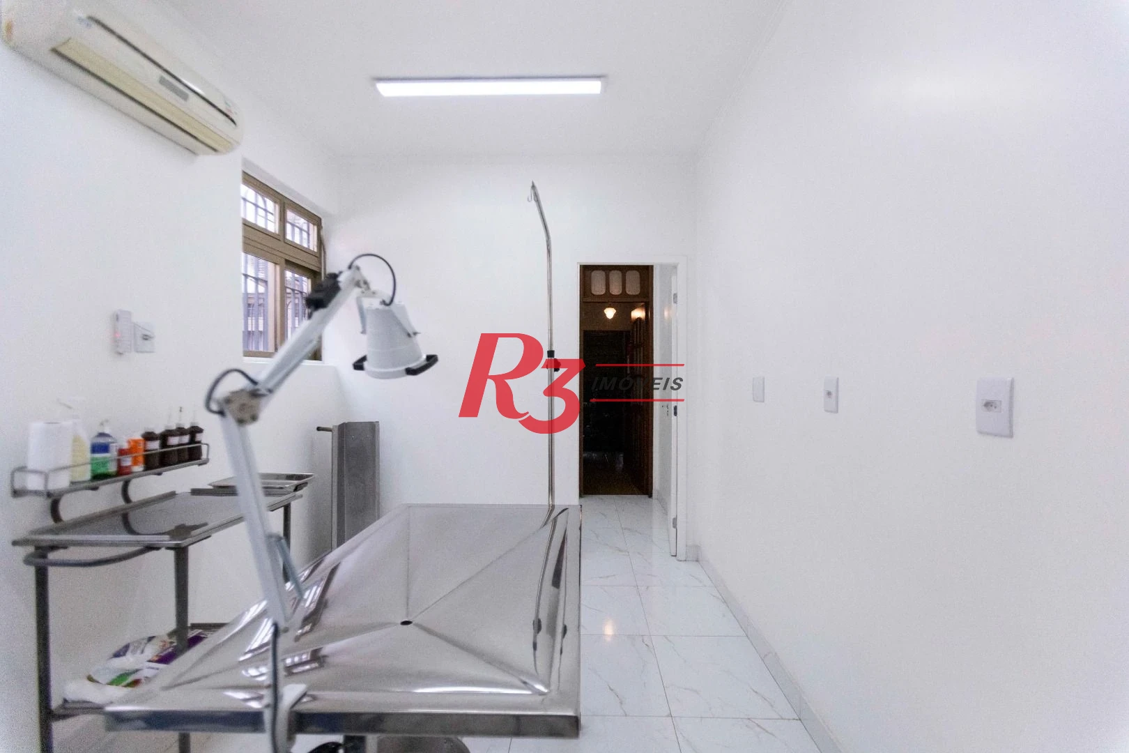 Sobrado com 4 dormitórios, 227 m² - venda por R$ 2.000.000,00 ou aluguel por R$ 9.605,06/mês - Vila Belmiro - Santos/SP