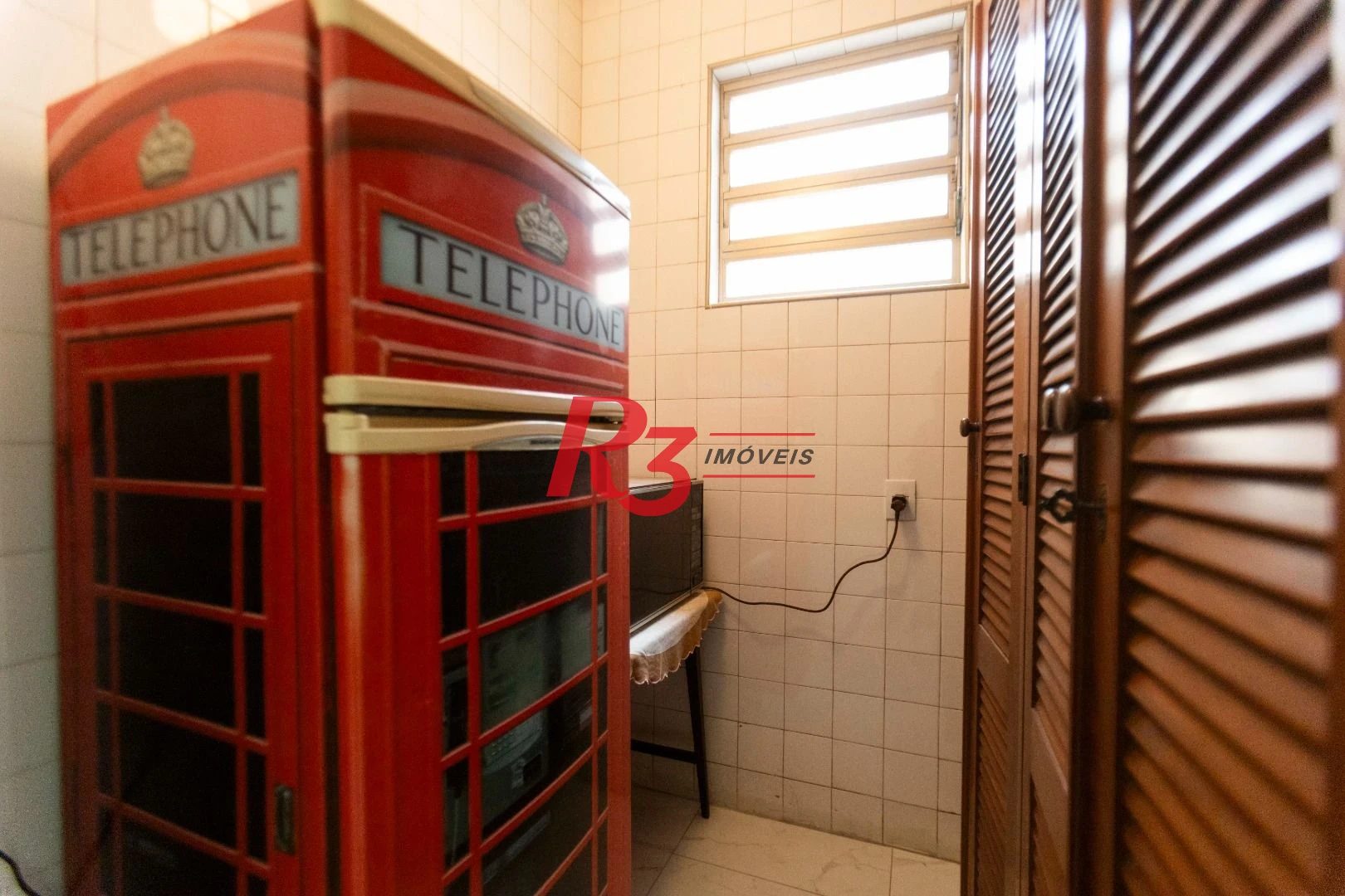 Sobrado com 4 dormitórios, 227 m² - venda por R$ 2.000.000,00 ou aluguel por R$ 9.605,06/mês - Vila Belmiro - Santos/SP