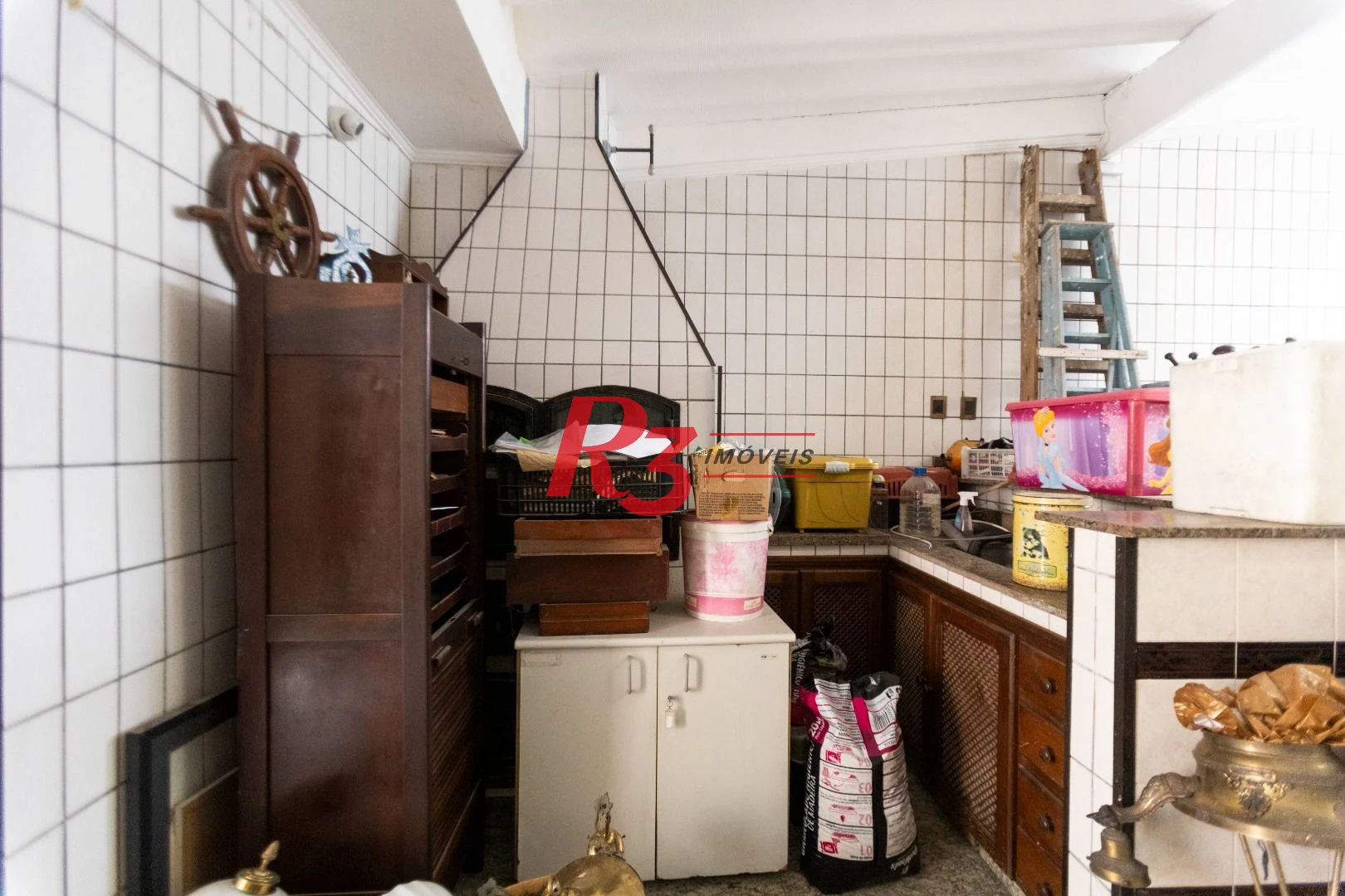 Sobrado com 4 dormitórios, 227 m² - venda por R$ 2.000.000,00 ou aluguel por R$ 9.605,06/mês - Vila Belmiro - Santos/SP