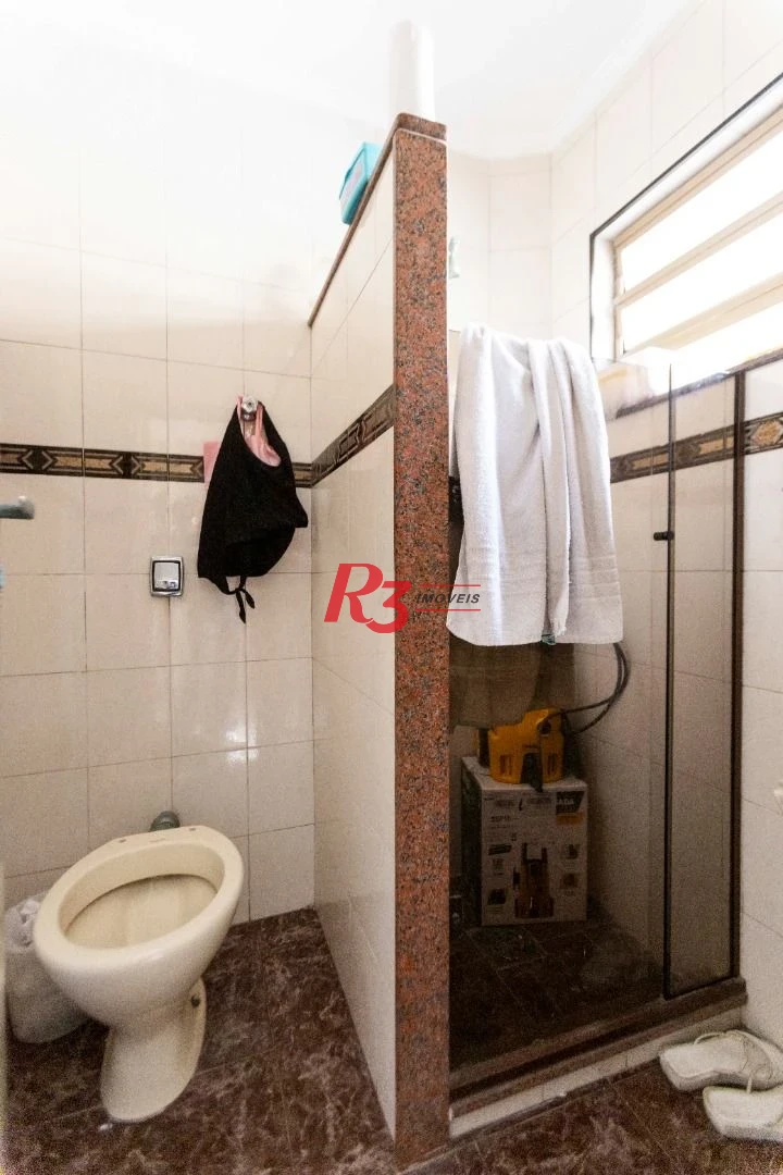 Sobrado com 4 dormitórios, 227 m² - venda por R$ 2.000.000,00 ou aluguel por R$ 9.605,06/mês - Vila Belmiro - Santos/SP