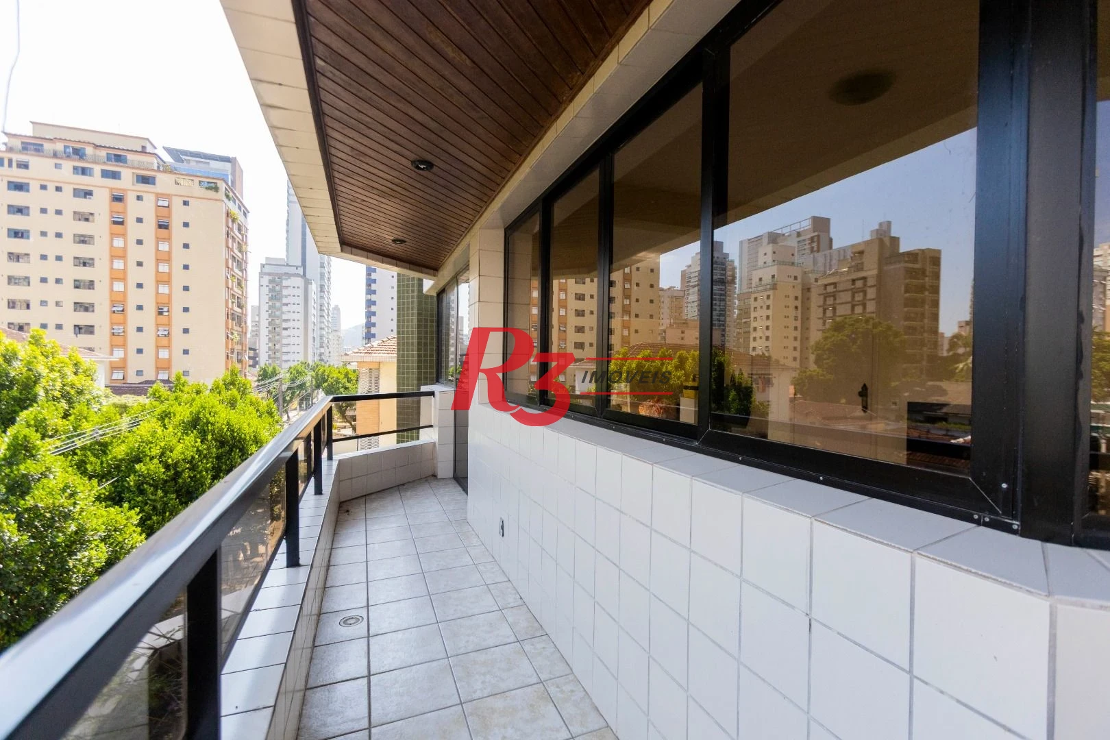 Apartamento com 3 dormitórios à venda, 188 m² por R$ 1.385.000,00 - Gonzaga - Santos/SP