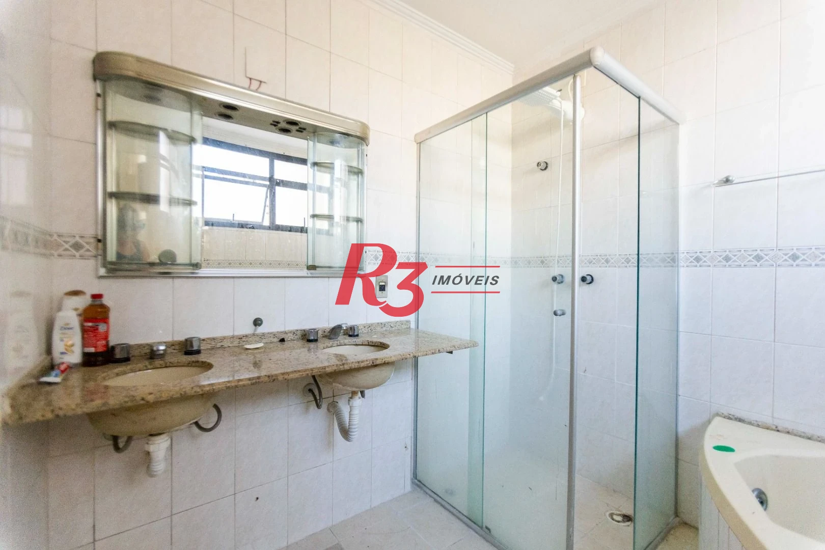 Apartamento com 3 dormitórios à venda, 188 m² por R$ 1.385.000,00 - Gonzaga - Santos/SP