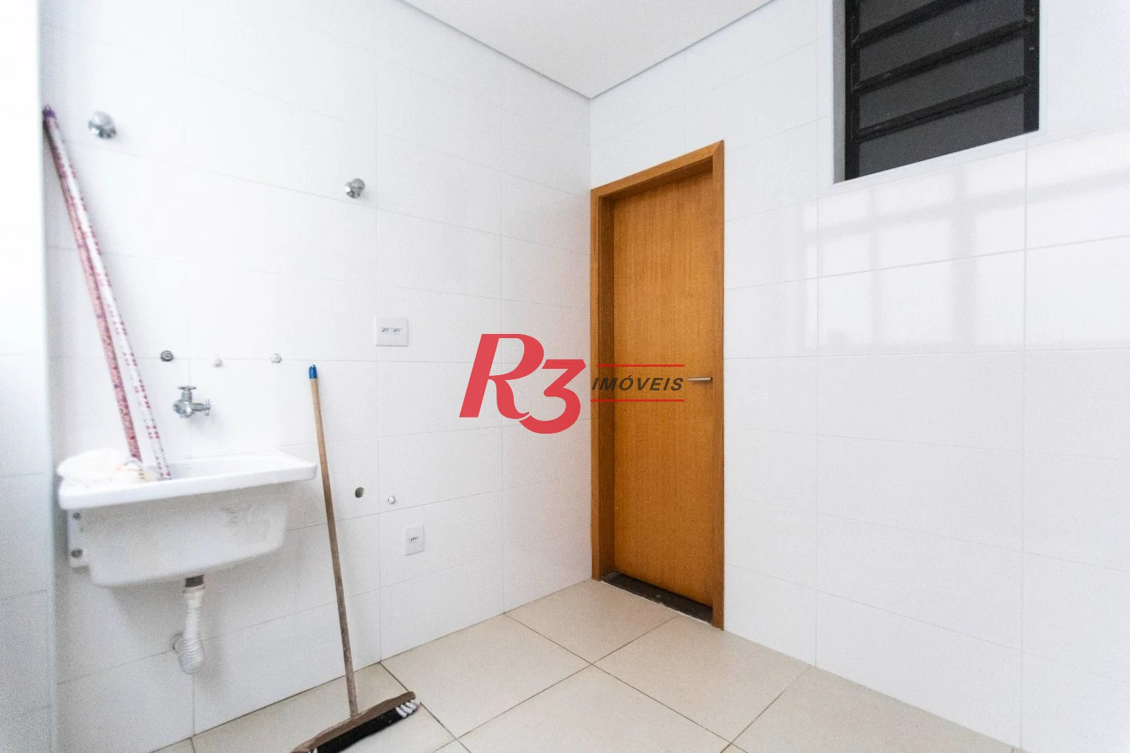 Casa com 3 dormitórios à venda, 150 m² por R$ 1.300.000,00 - Aparecida - Santos/SP
