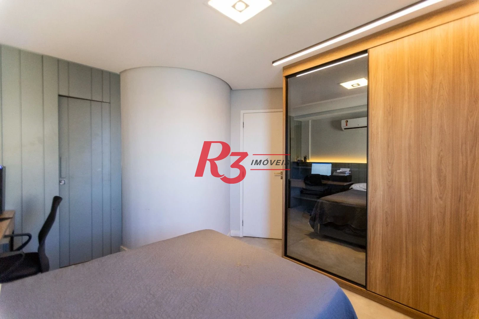 Apartamento à venda, 84 m² por R$ 1.100.000,00 - Ponta da Praia - Santos/SP