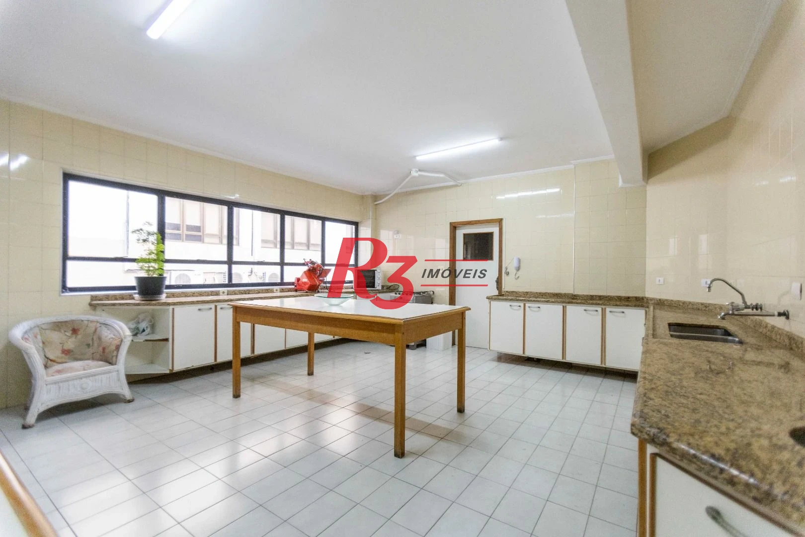 Apartamento à venda, 84 m² por R$ 1.100.000,00 - Ponta da Praia - Santos/SP