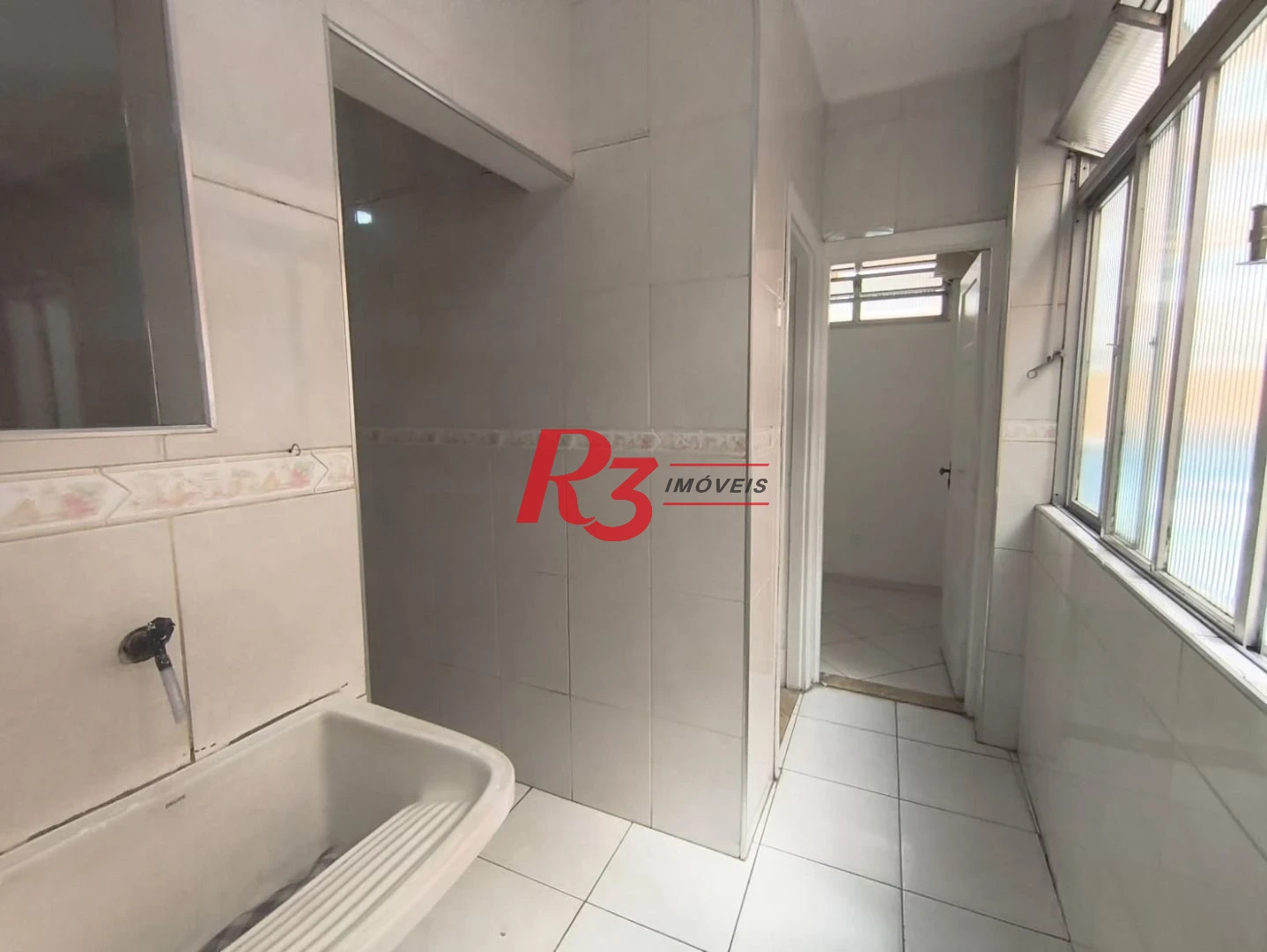 Apartamento com 3 dormitórios para alugar, 140 m² por R$ 4.500,00/mês - Gonzaga - Santos/SP