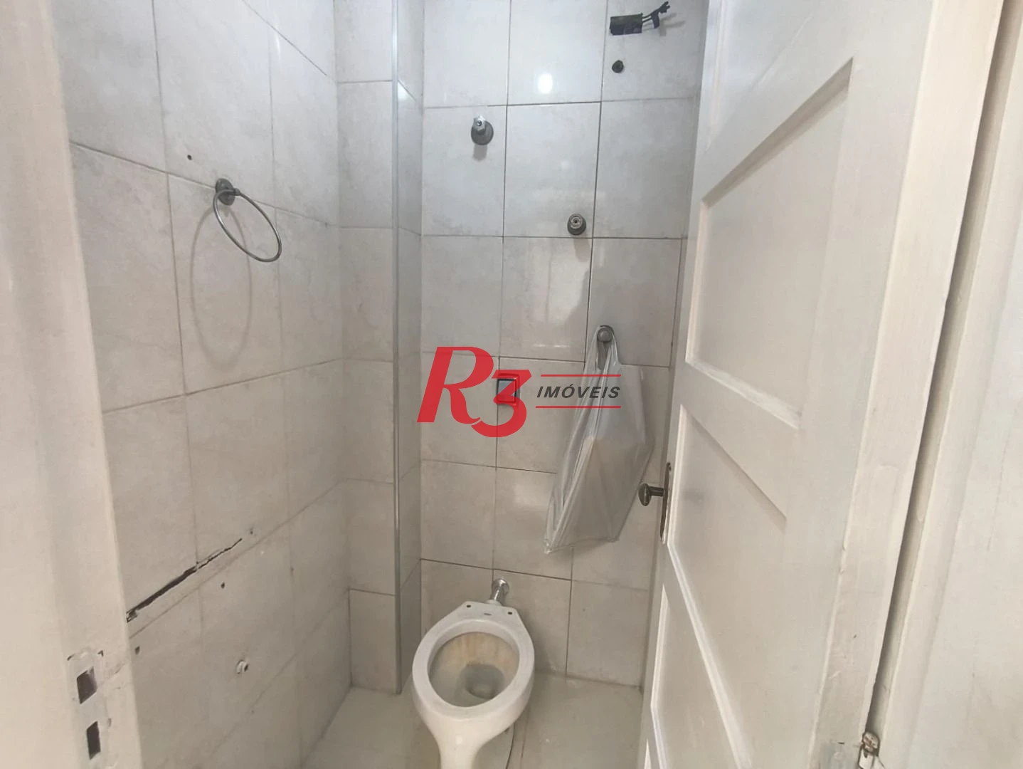 Apartamento com 3 dormitórios para alugar, 140 m² por R$ 4.500,00/mês - Gonzaga - Santos/SP