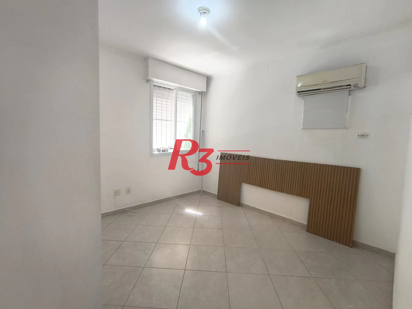Apartamento com 3 dormitórios para alugar, 140 m² por R$ 4.500,00/mês - Gonzaga - Santos/SP