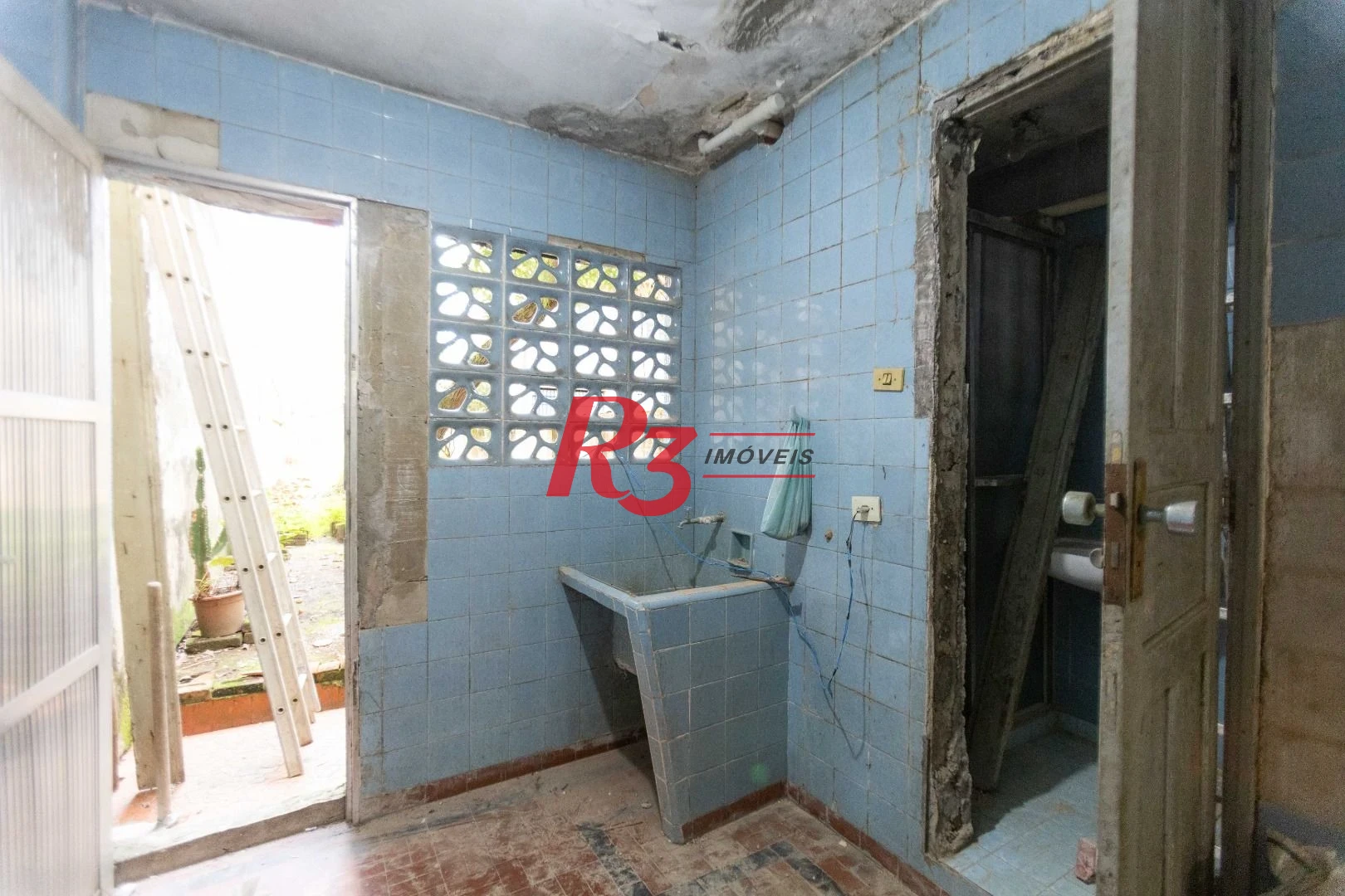 Loja para alugar, 275 m² por R$ 5.380,00/mês - Vila Mathias - Santos/SP