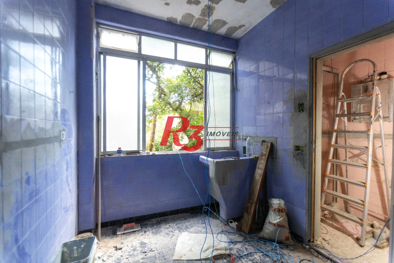 Loja para alugar, 275 m² por R$ 5.380,00/mês - Vila Mathias - Santos/SP