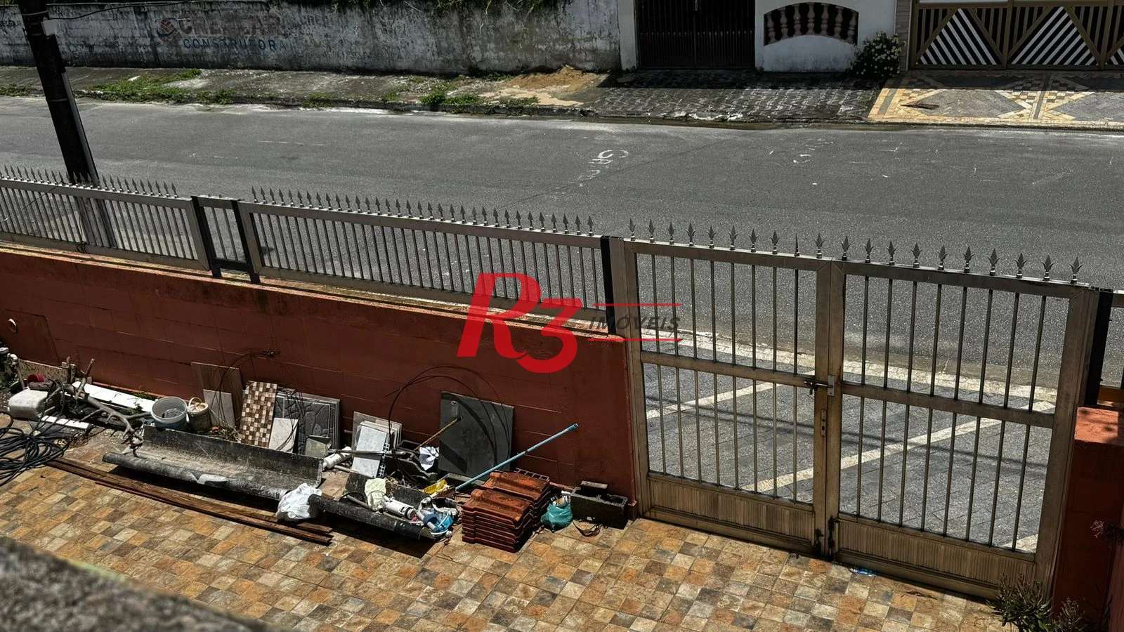Casa à venda, 138 m² por R$ 695.000,00 - Jardim Imperador - Praia Grande/SP