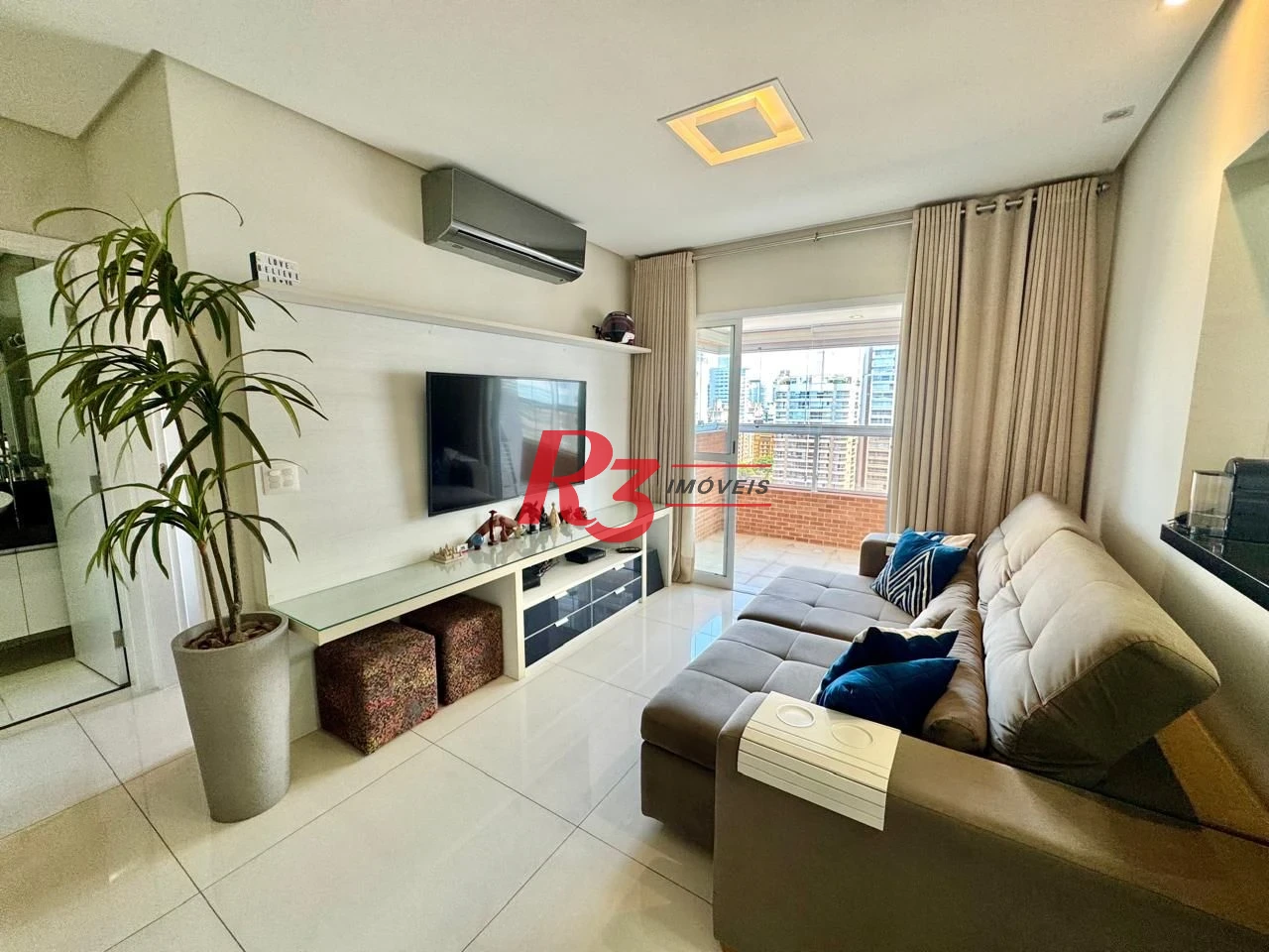 Apartamento com 1 dormitório à venda, 57 m² por R$ 750.000,00 - Boqueirão - Santos/SP