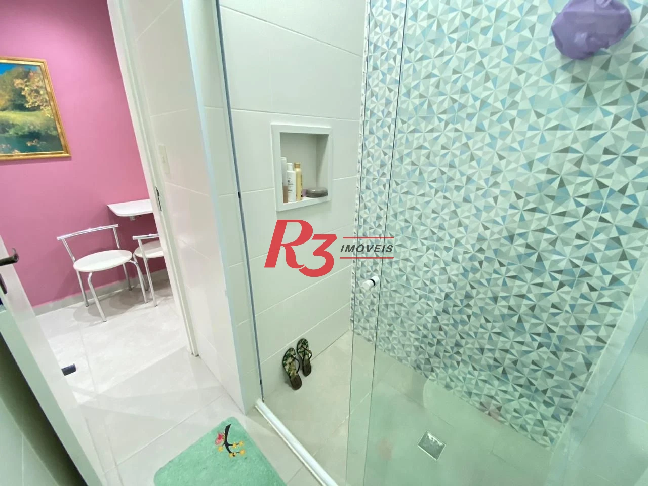 Kitnet com 1 dormitório, 38 m² - venda por R$ 300.000,00 ou aluguel por R$ 3.010,00/mês - Centro - São Vicente/SP