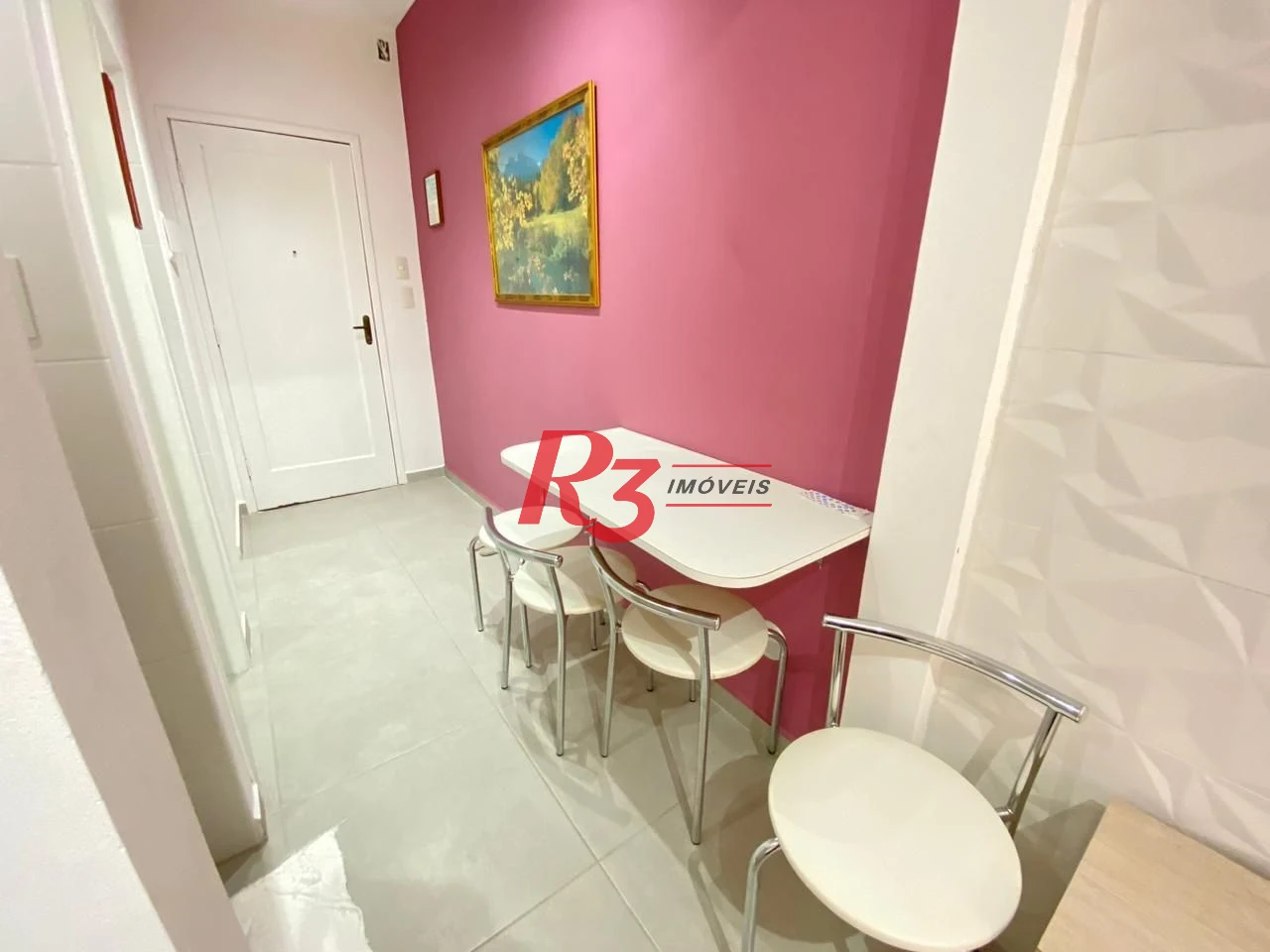 Kitnet com 1 dormitório, 38 m² - venda por R$ 300.000,00 ou aluguel por R$ 3.010,00/mês - Centro - São Vicente/SP