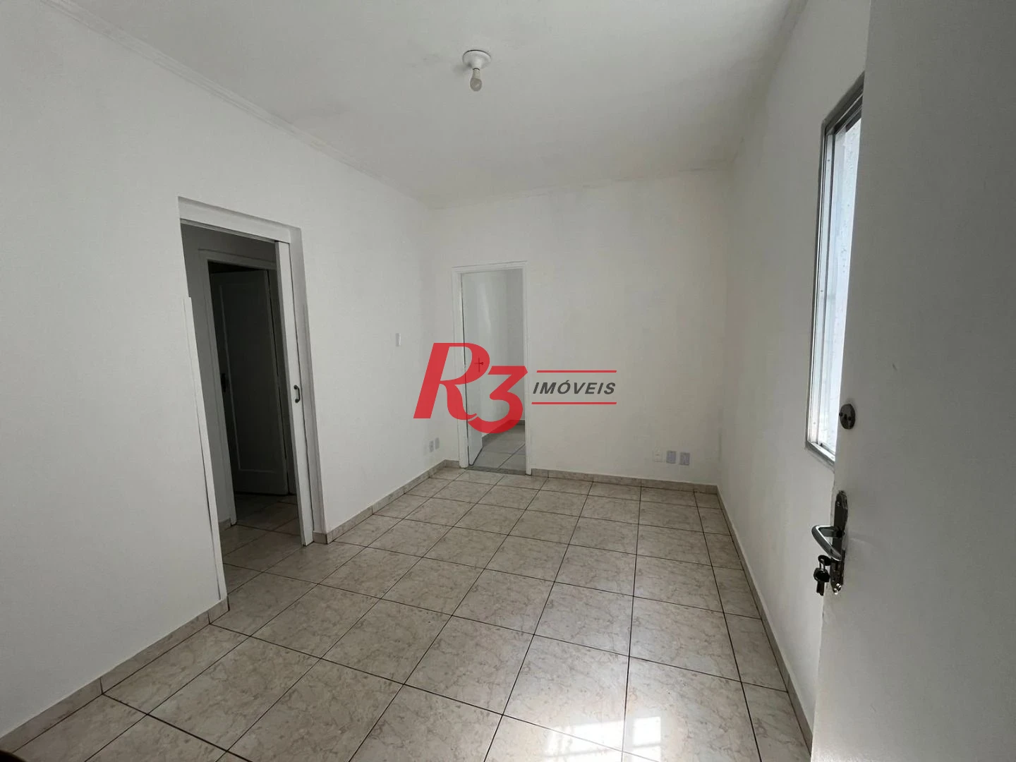 Apartamento com 2 dormitórios à venda, 55 m² por R$ 310.000,00 - Macuco - Santos/SP