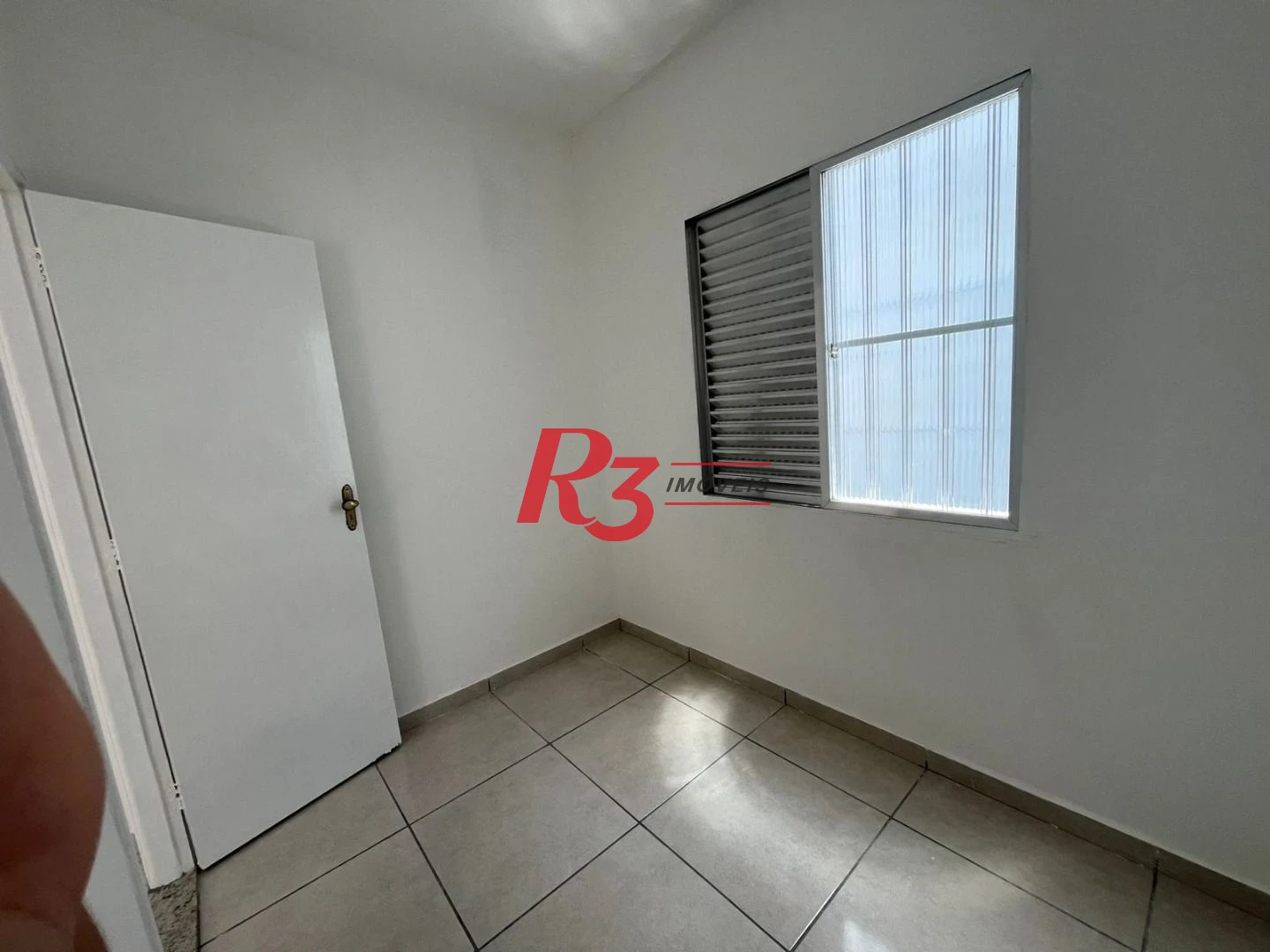 Apartamento com 2 dormitórios à venda, 55 m² por R$ 310.000,00 - Macuco - Santos/SP