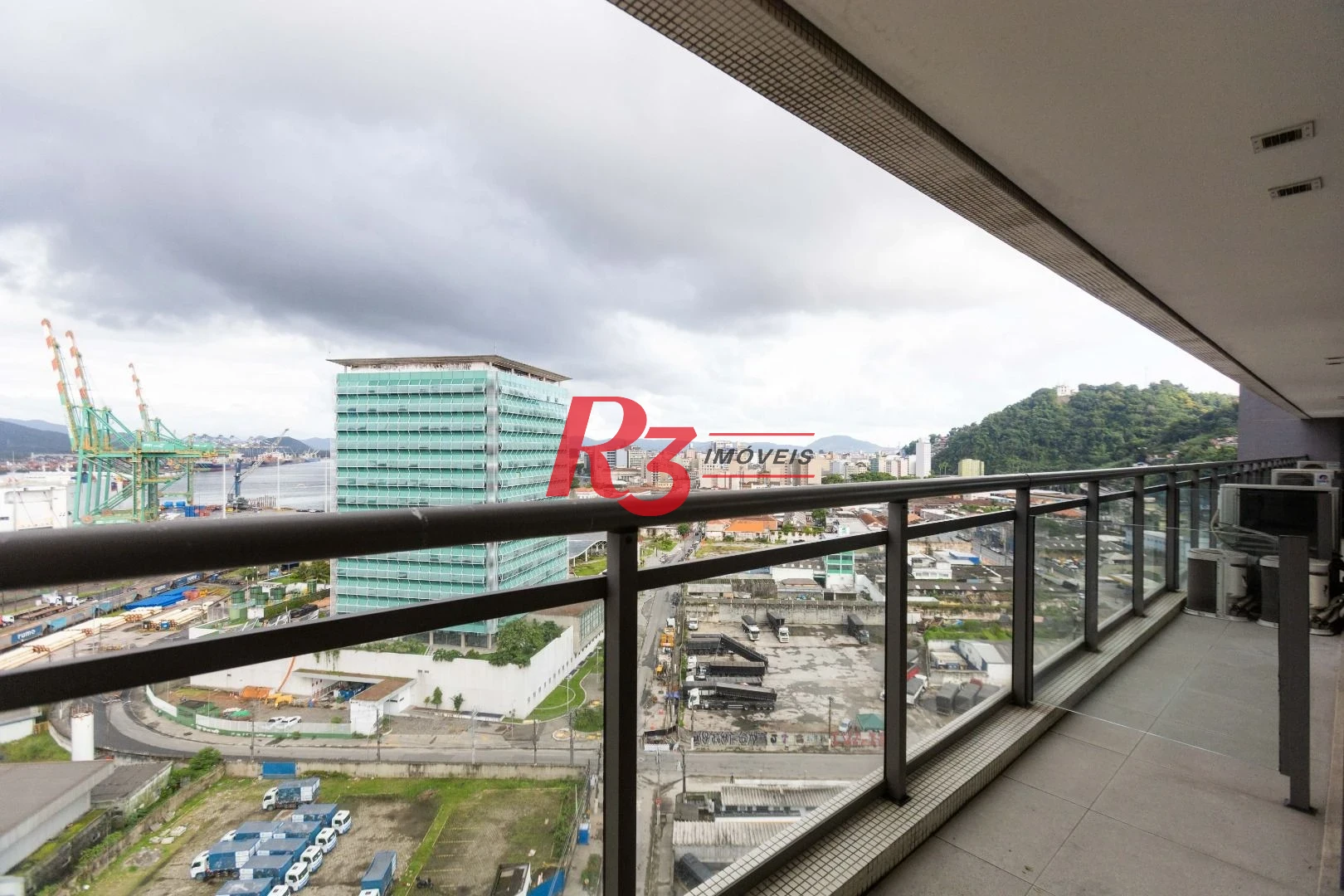 Sala para alugar, 50 m² por R$ 7.071,00/mês - Valongo - Santos/SP