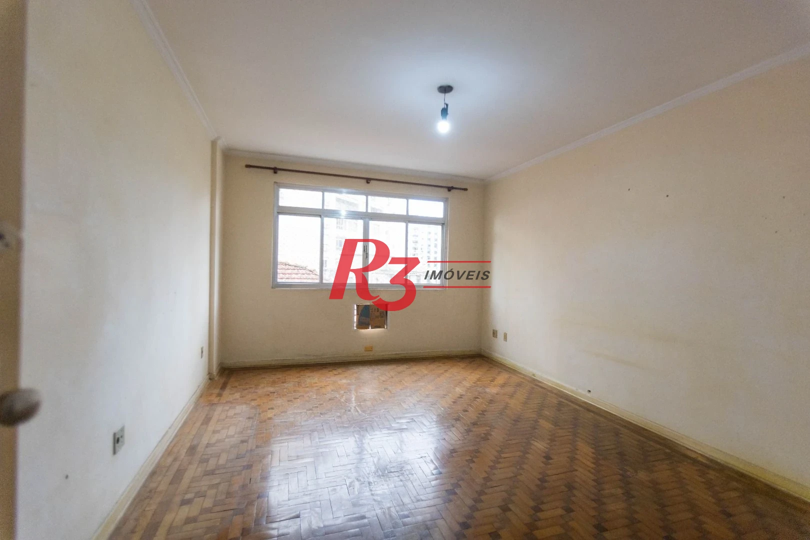Apartamento com 2 dormitórios à venda, 91 m² por R$ 620.000,00 - Gonzaga - Santos/SP