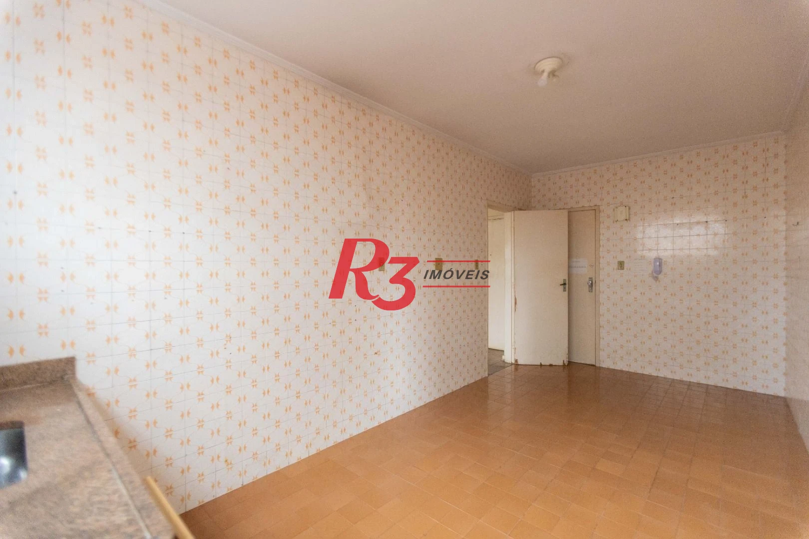 Apartamento com 2 dormitórios à venda, 91 m² por R$ 620.000,00 - Gonzaga - Santos/SP