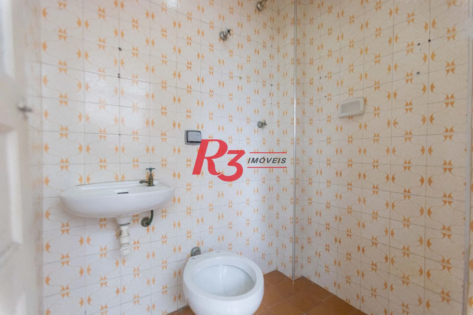 Apartamento com 2 dormitórios à venda, 91 m² por R$ 620.000,00 - Gonzaga - Santos/SP