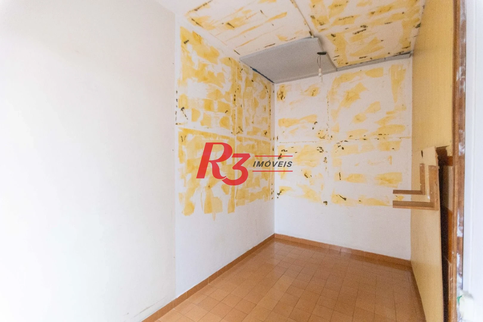 Apartamento com 2 dormitórios à venda, 91 m² por R$ 620.000,00 - Gonzaga - Santos/SP