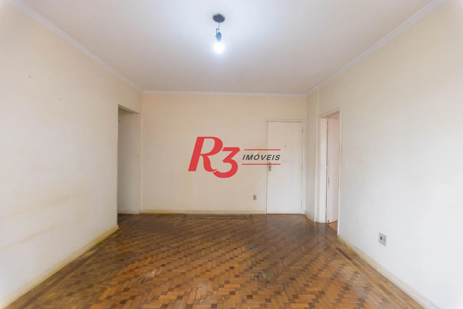 Apartamento com 2 dormitórios à venda, 91 m² por R$ 620.000,00 - Gonzaga - Santos/SP