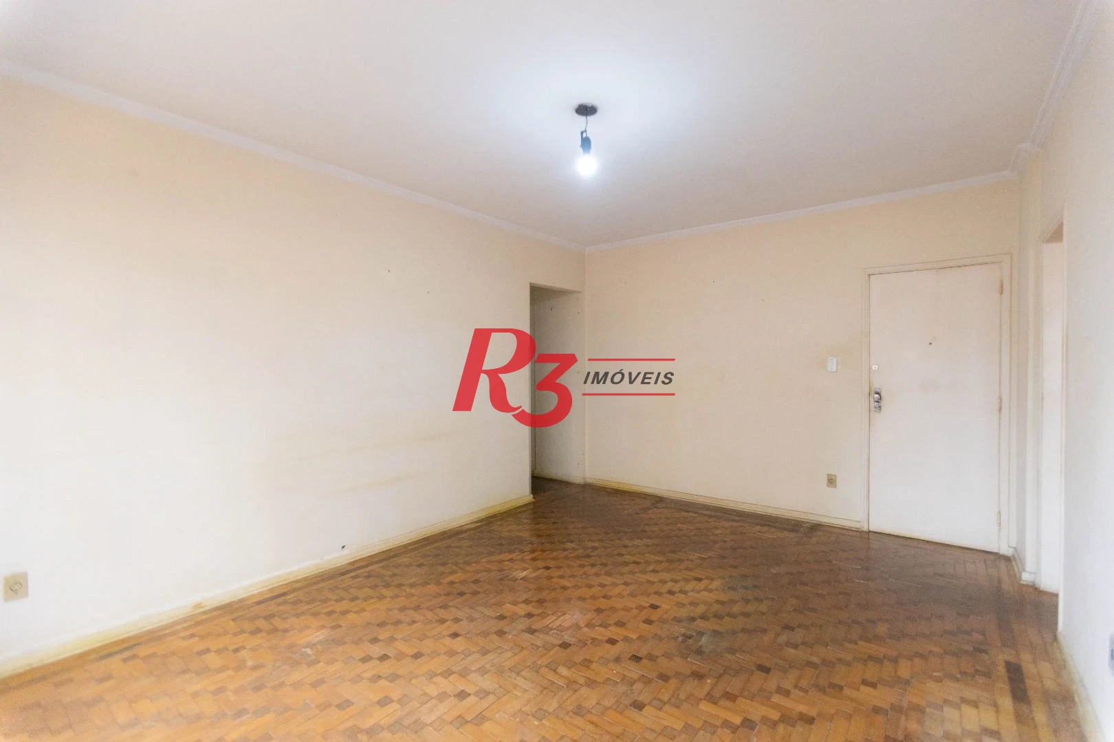 Apartamento com 2 dormitórios à venda, 91 m² por R$ 620.000,00 - Gonzaga - Santos/SP