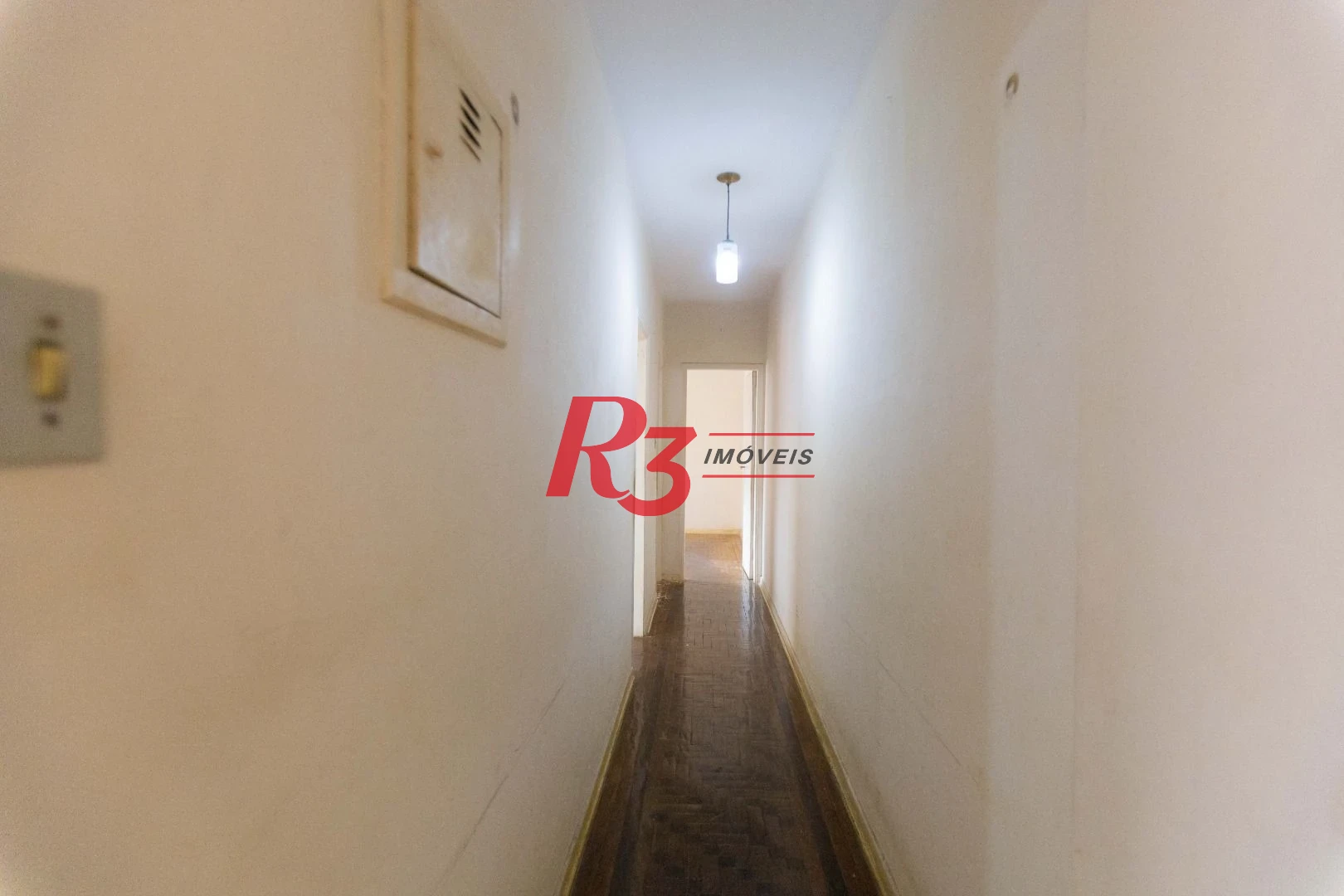 Apartamento com 2 dormitórios à venda, 91 m² por R$ 620.000,00 - Gonzaga - Santos/SP