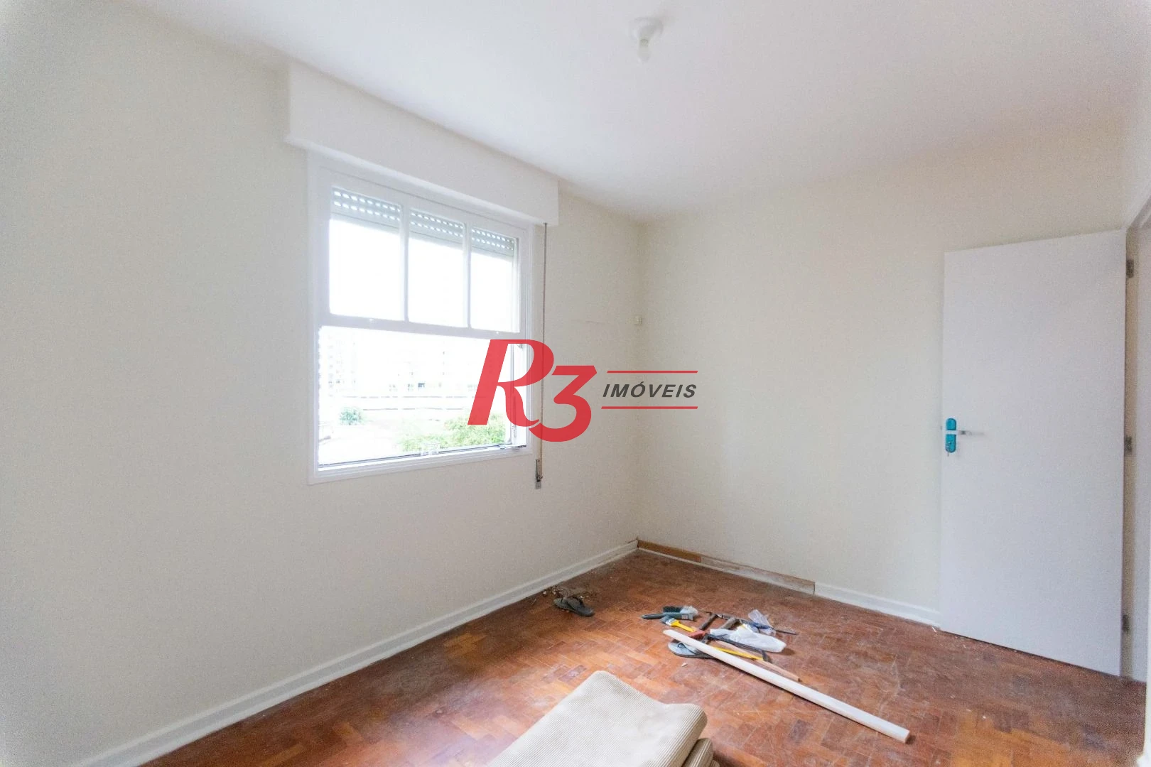 Apartamento com 2 dormitórios à venda, 91 m² por R$ 650.000,00 - Gonzaga - Santos/SP