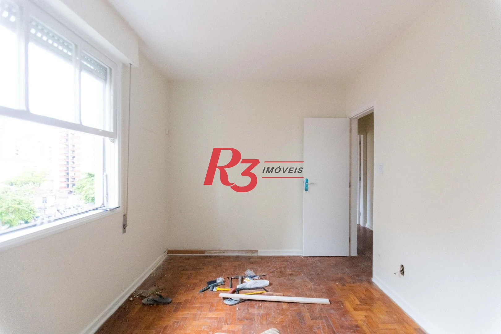 Apartamento com 2 dormitórios à venda, 91 m² por R$ 650.000,00 - Gonzaga - Santos/SP