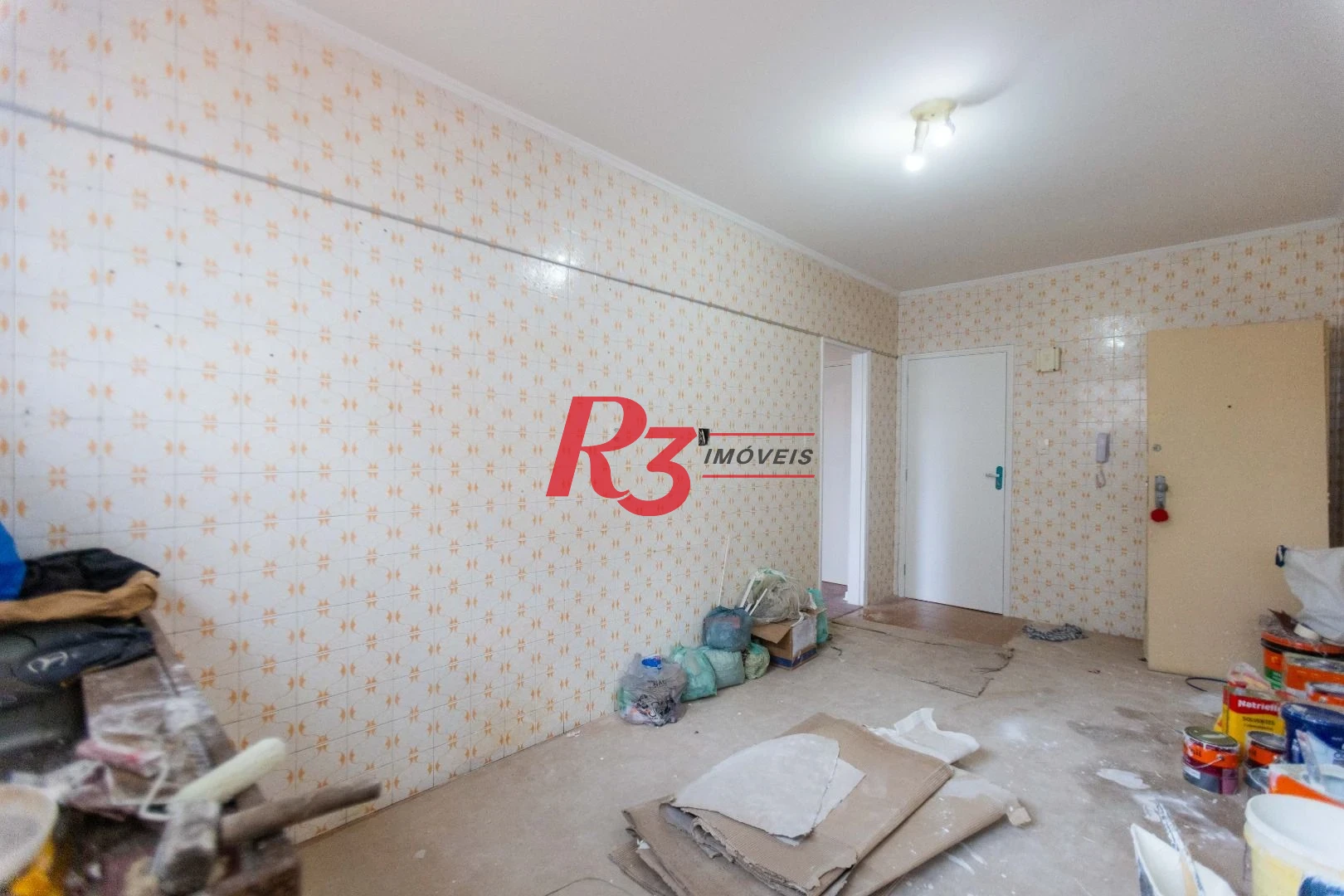 Apartamento com 2 dormitórios à venda, 91 m² por R$ 650.000,00 - Gonzaga - Santos/SP